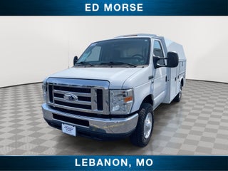 2016 Ford Econoline Commercial Cutaway Base