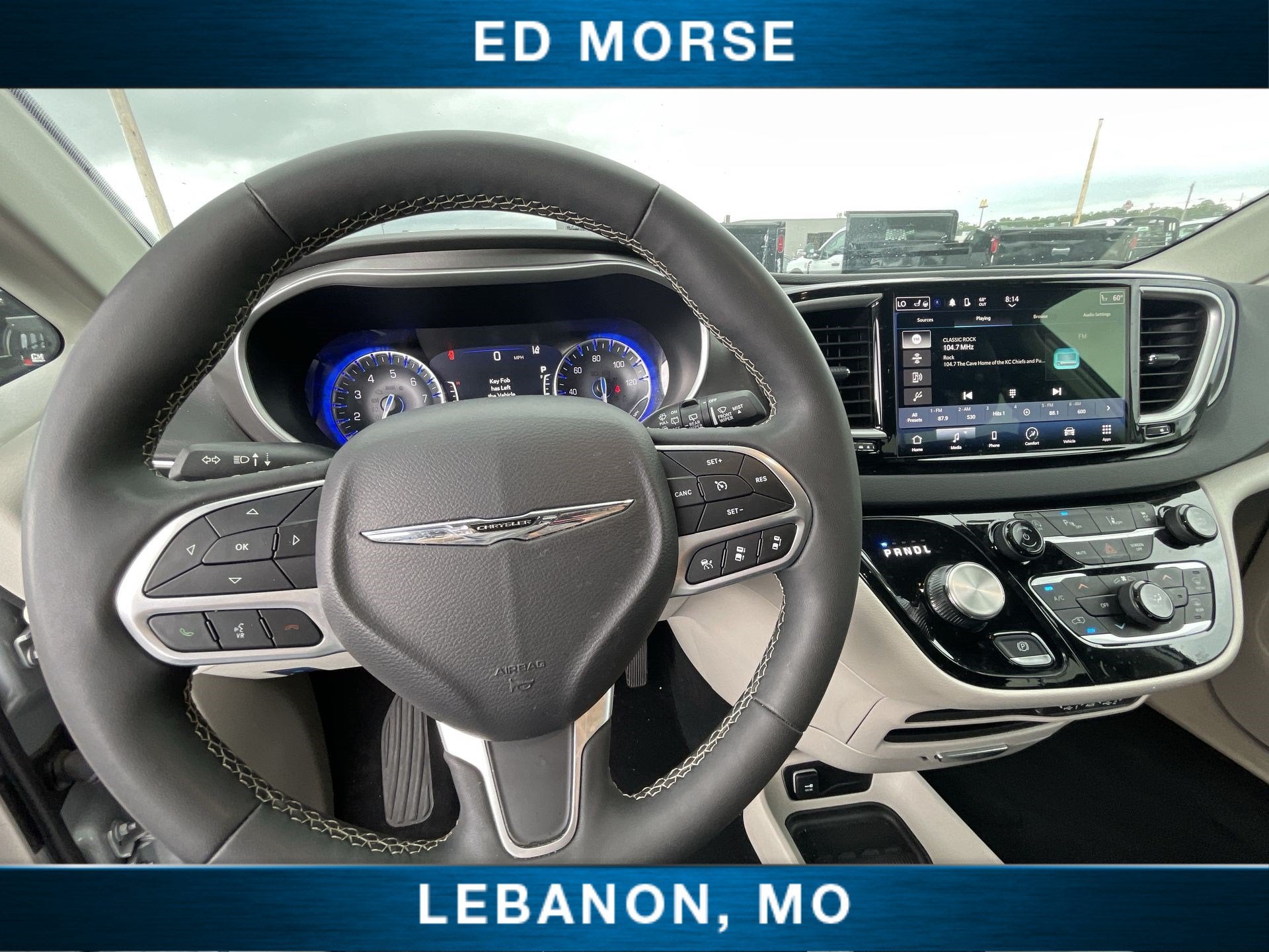 2023 Chrysler Pacifica Touring L
