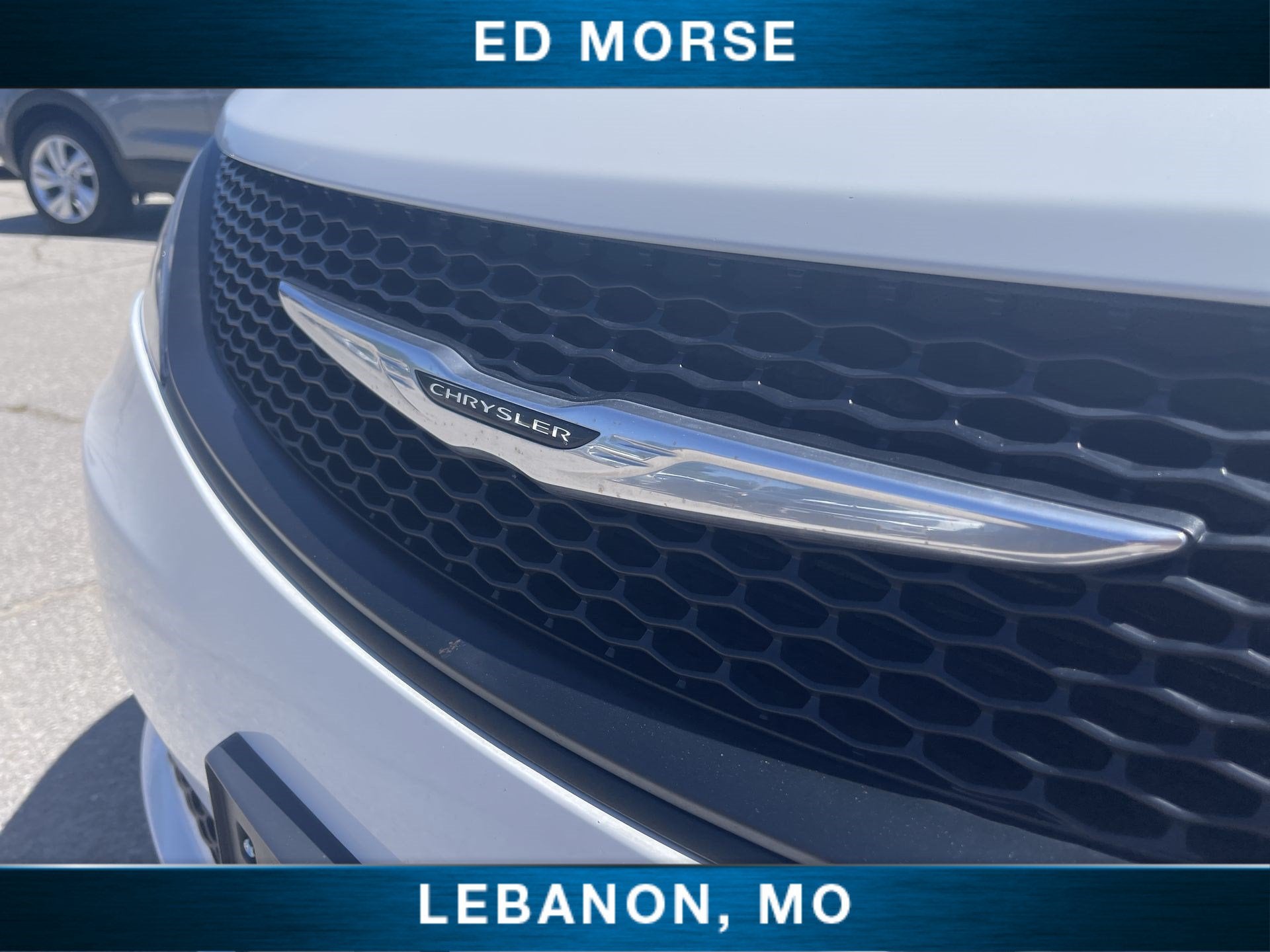 2024 Chrysler Voyager LX