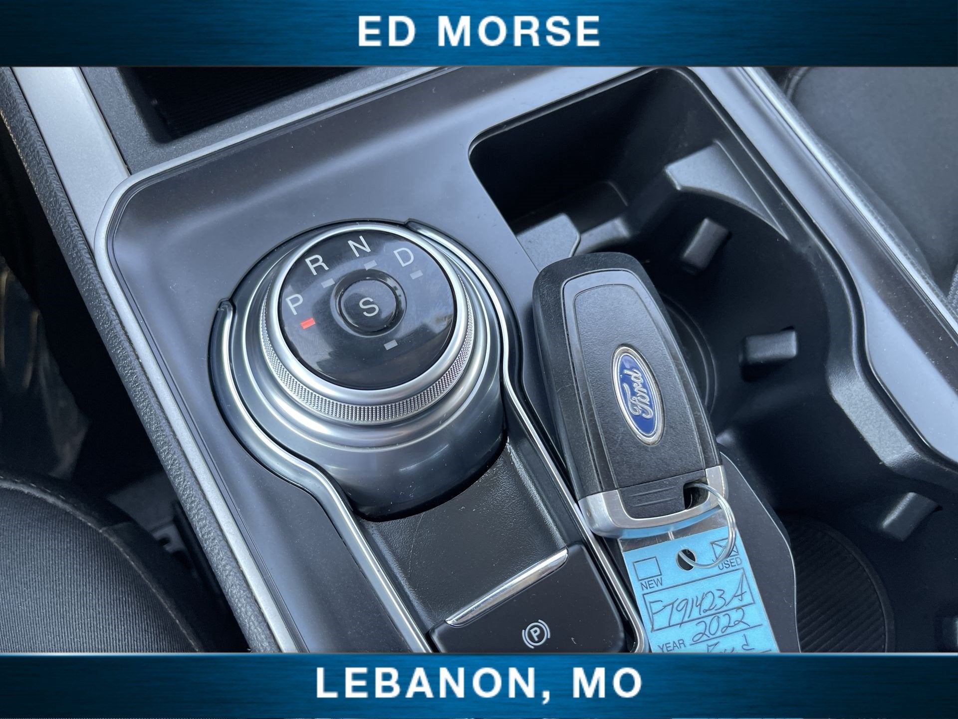 2022 Ford Edge SE
