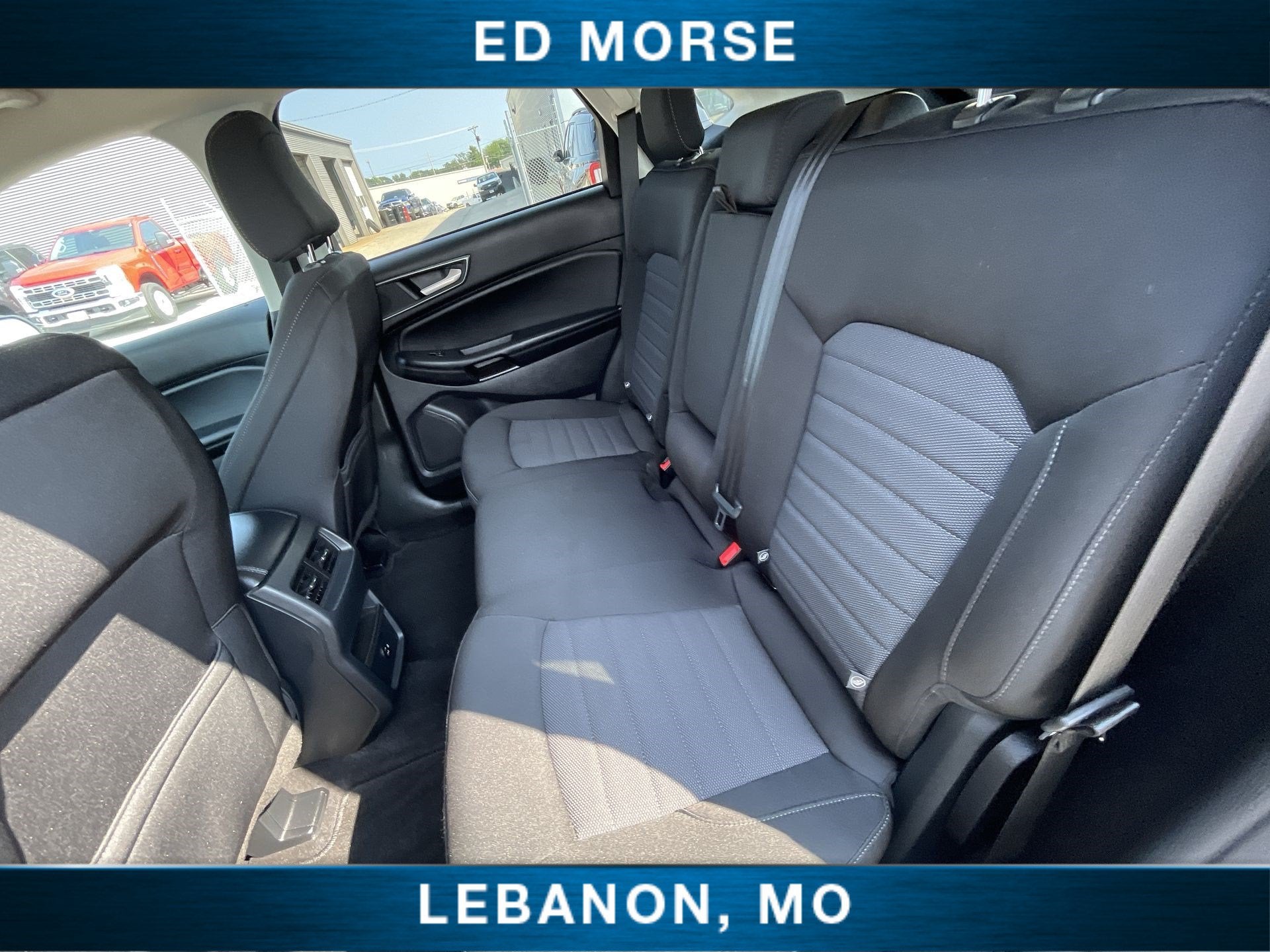 2022 Ford Edge SE
