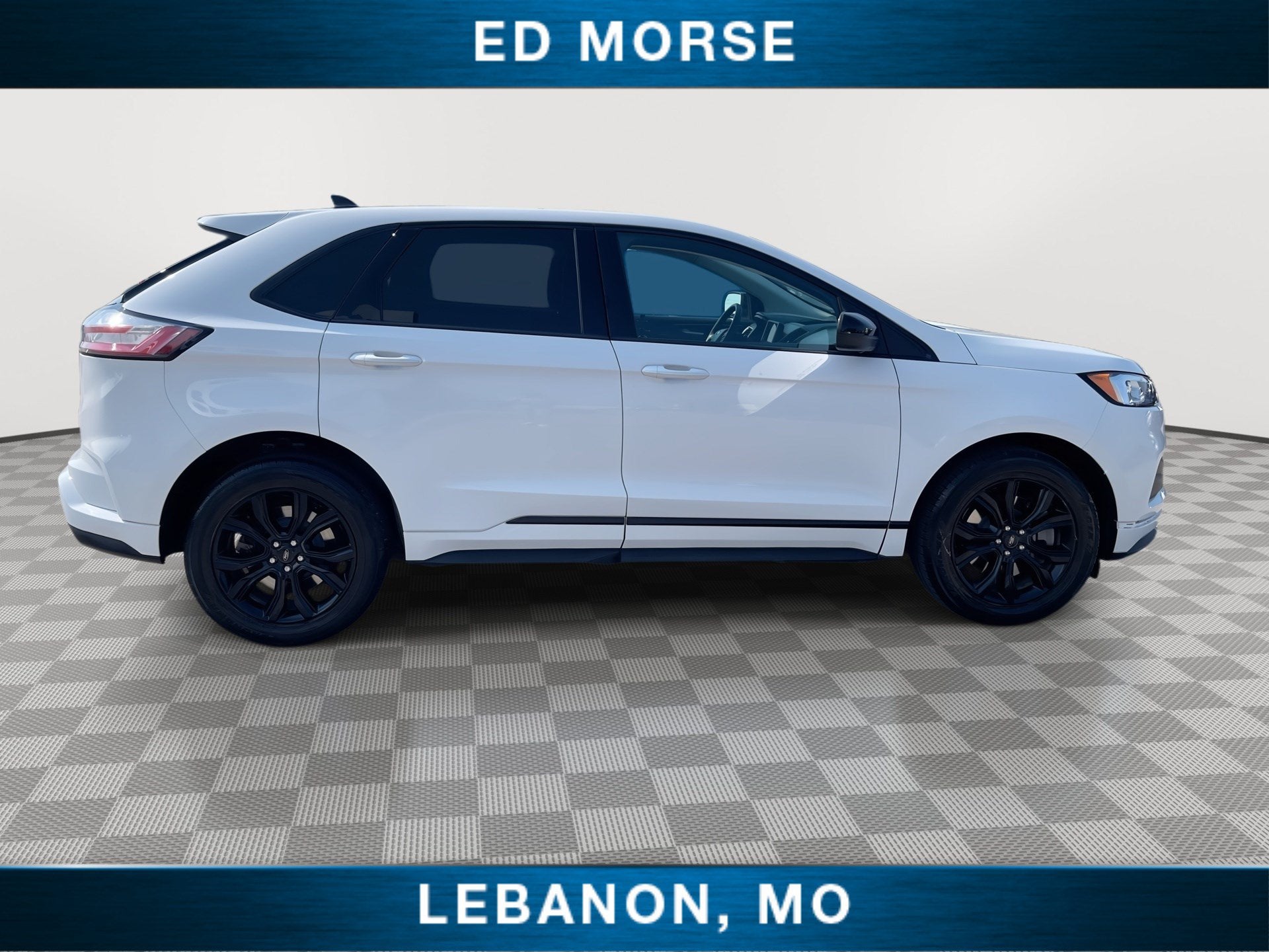 2022 Ford Edge SE