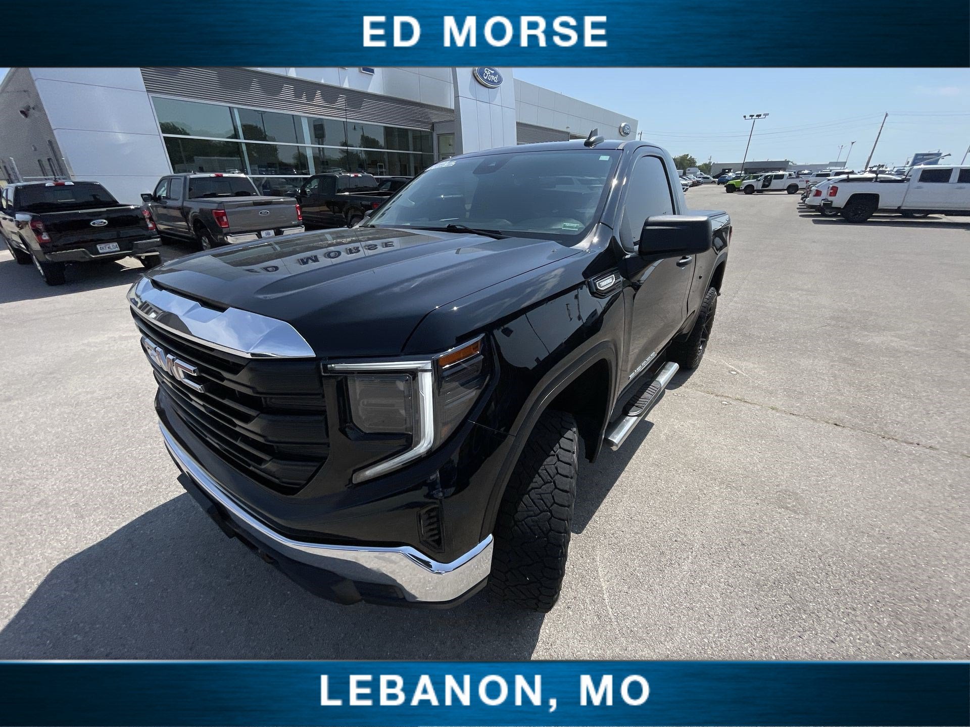 2025 GMC Sierra 1500 Pro