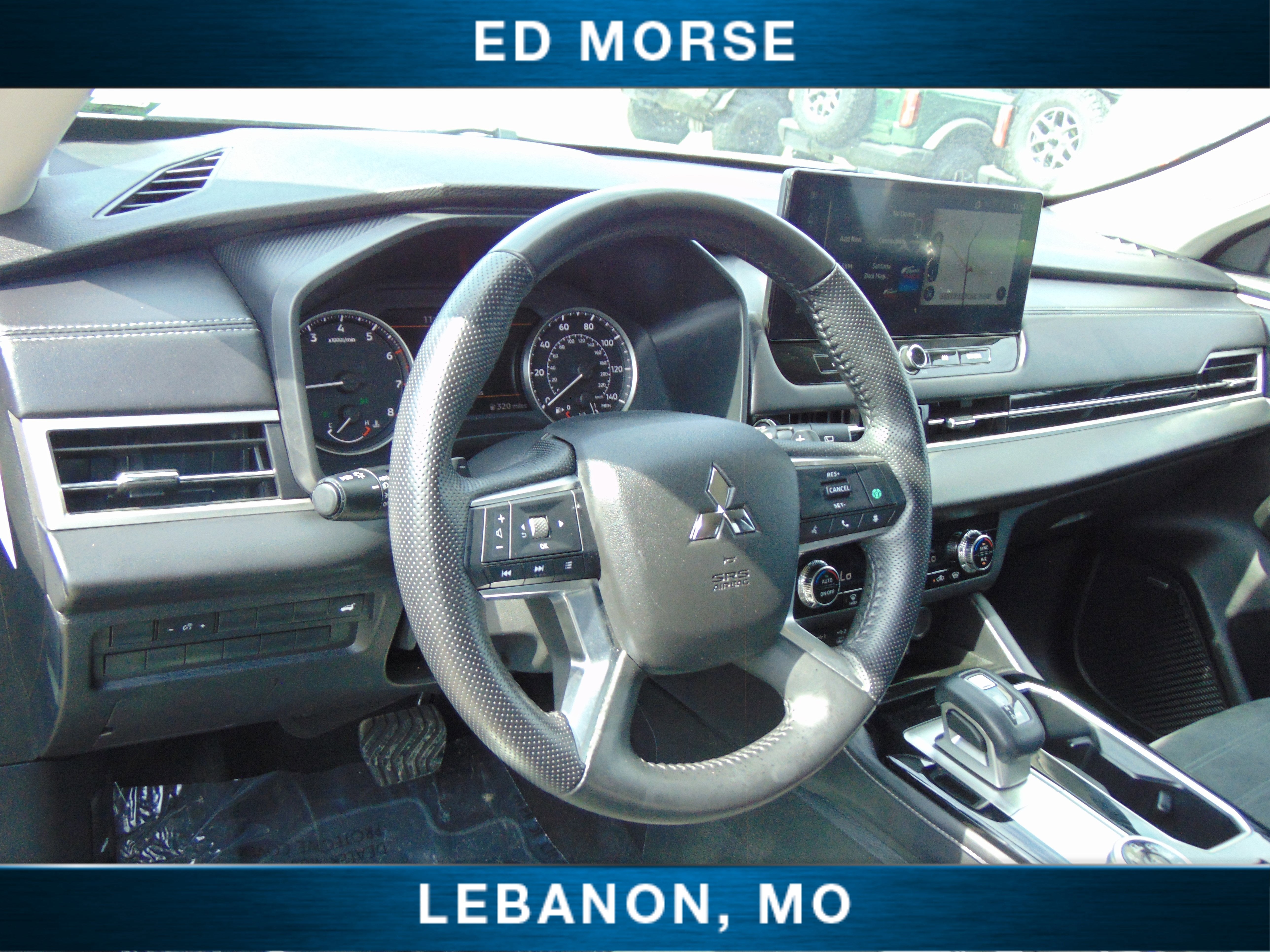 2025 Mitsubishi Outlander SE