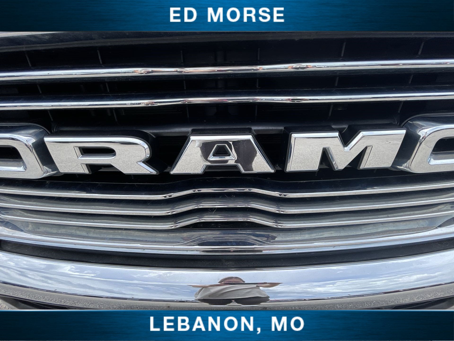 2021 RAM 1500 Laramie Crew Cab 4x4 5'7" Box