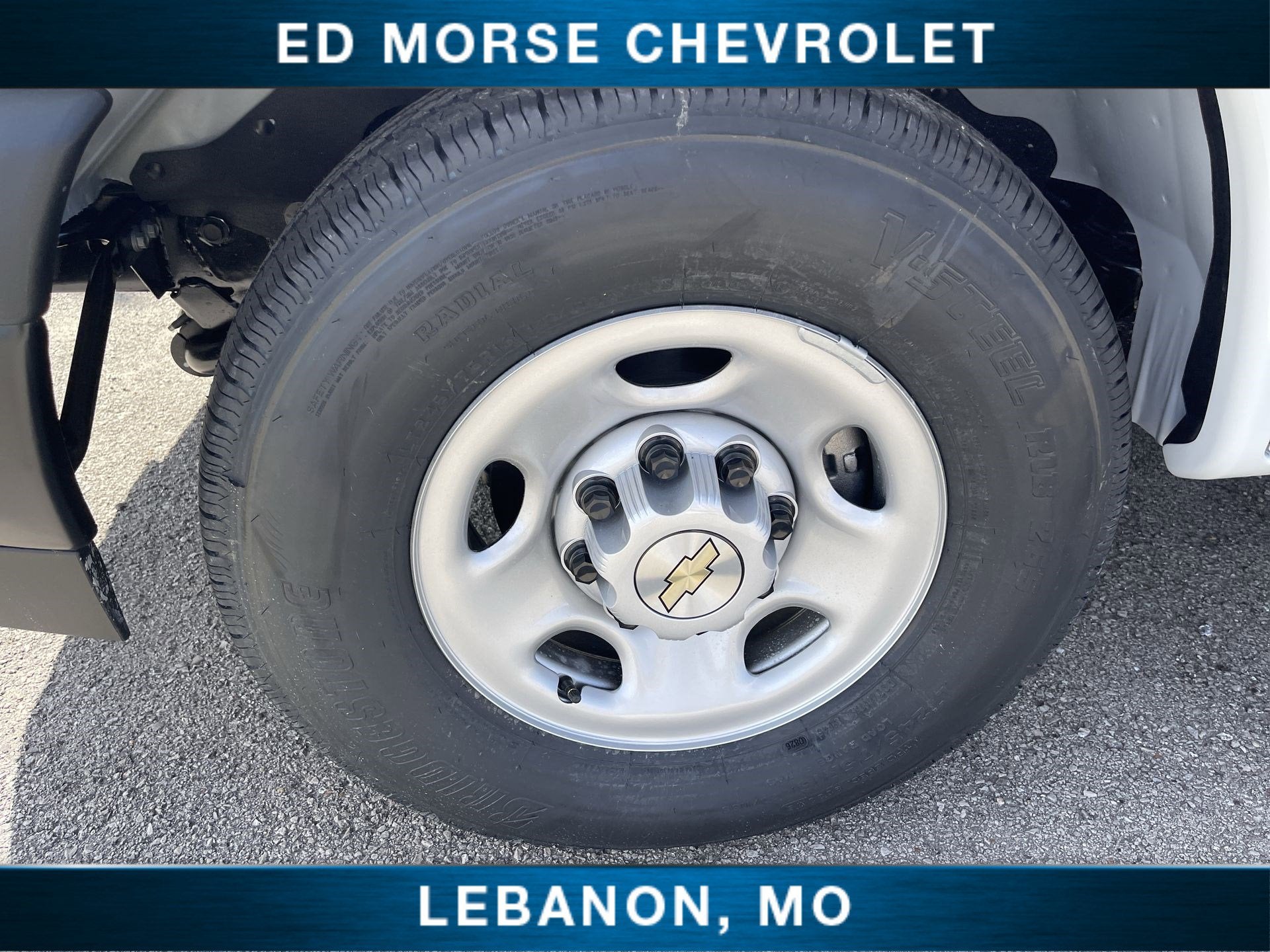 2026 Chevrolet Express Passenger LS