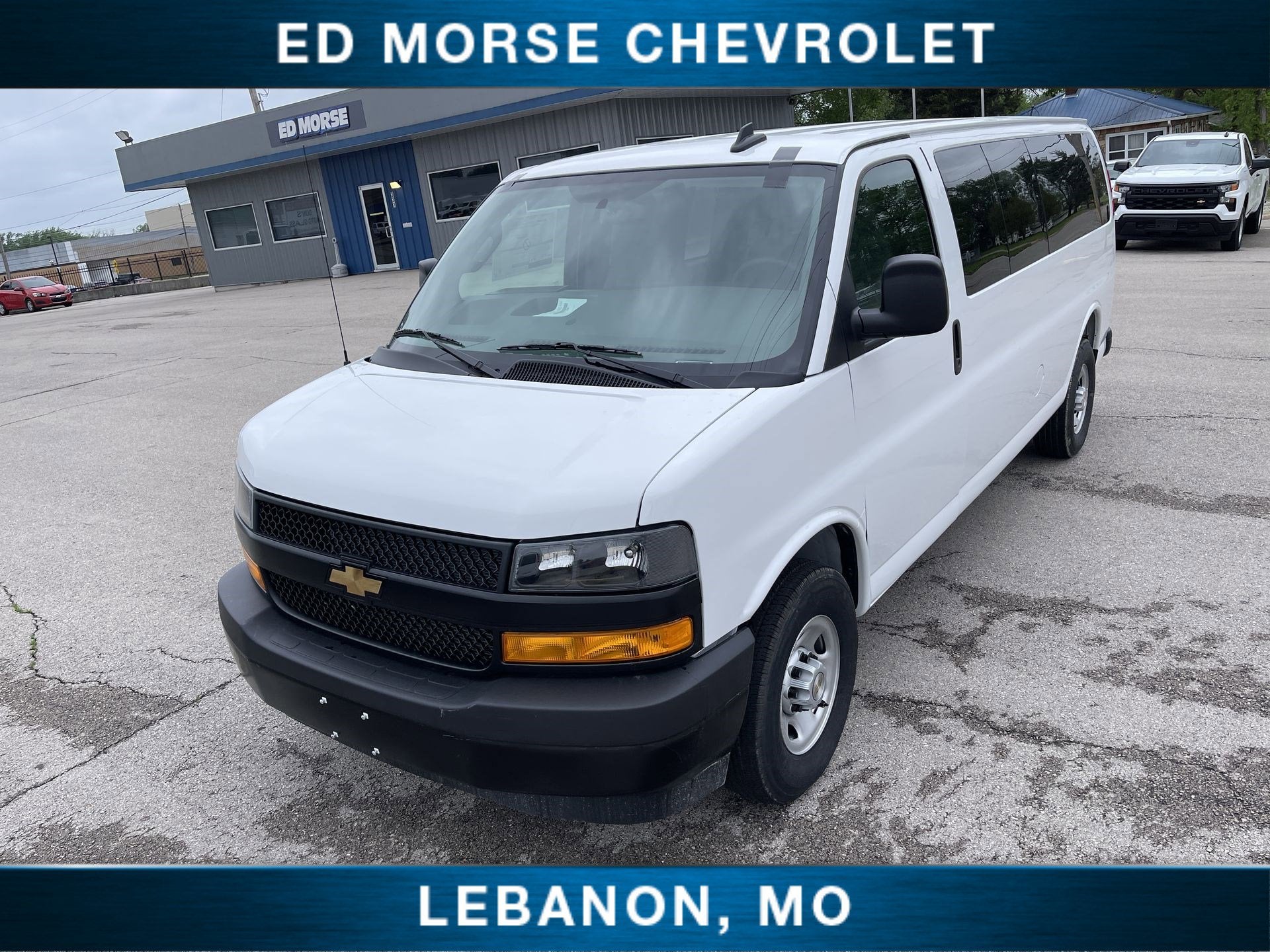 2026 Chevrolet Express Passenger LS