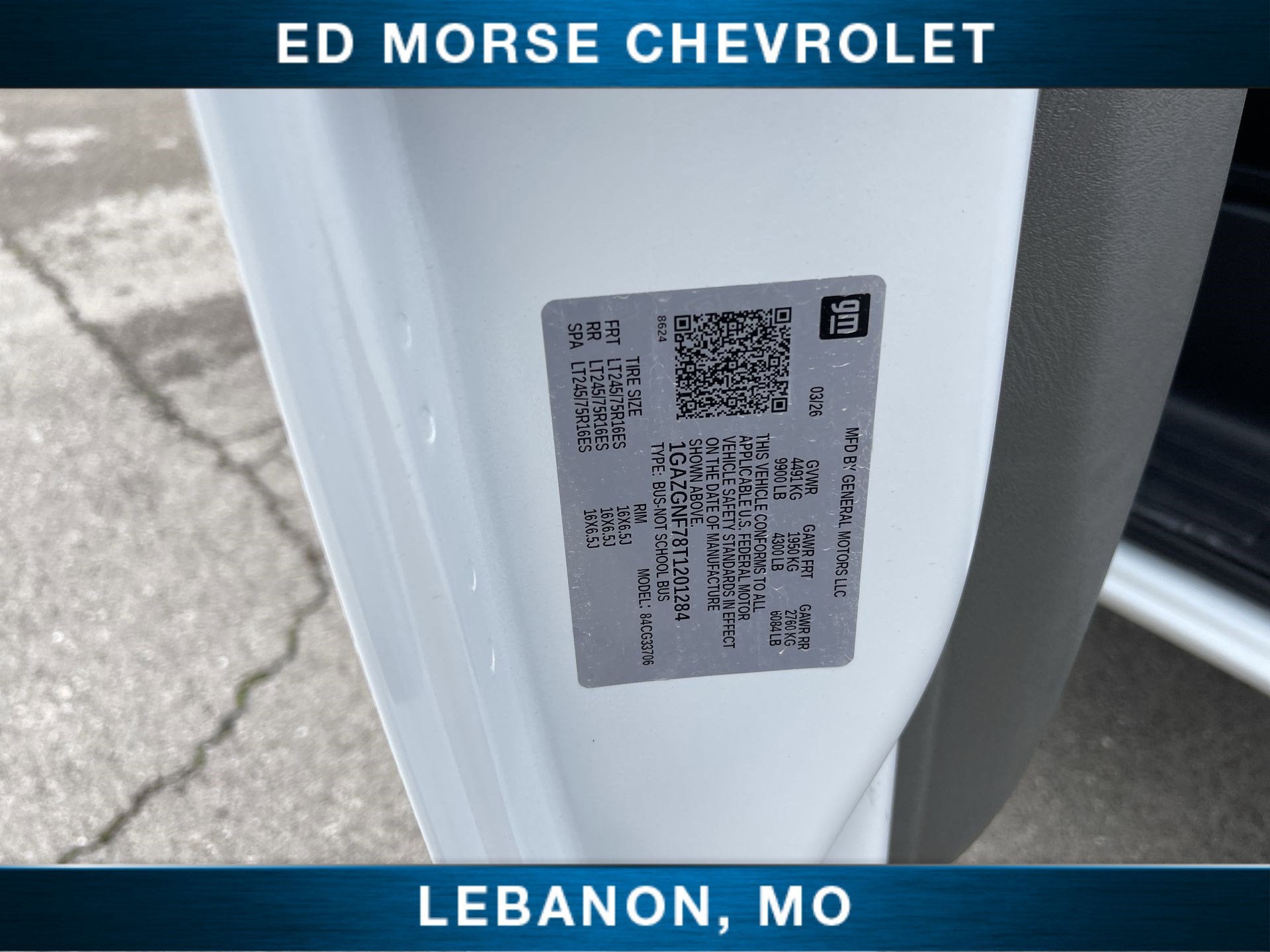 2026 Chevrolet Express Passenger LS