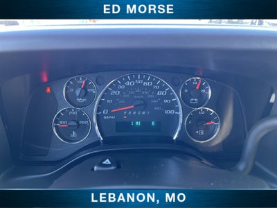 2025 Chevrolet Express Passenger 3500 1LT