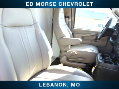 2025 Chevrolet Express Cutaway 3500 1WT