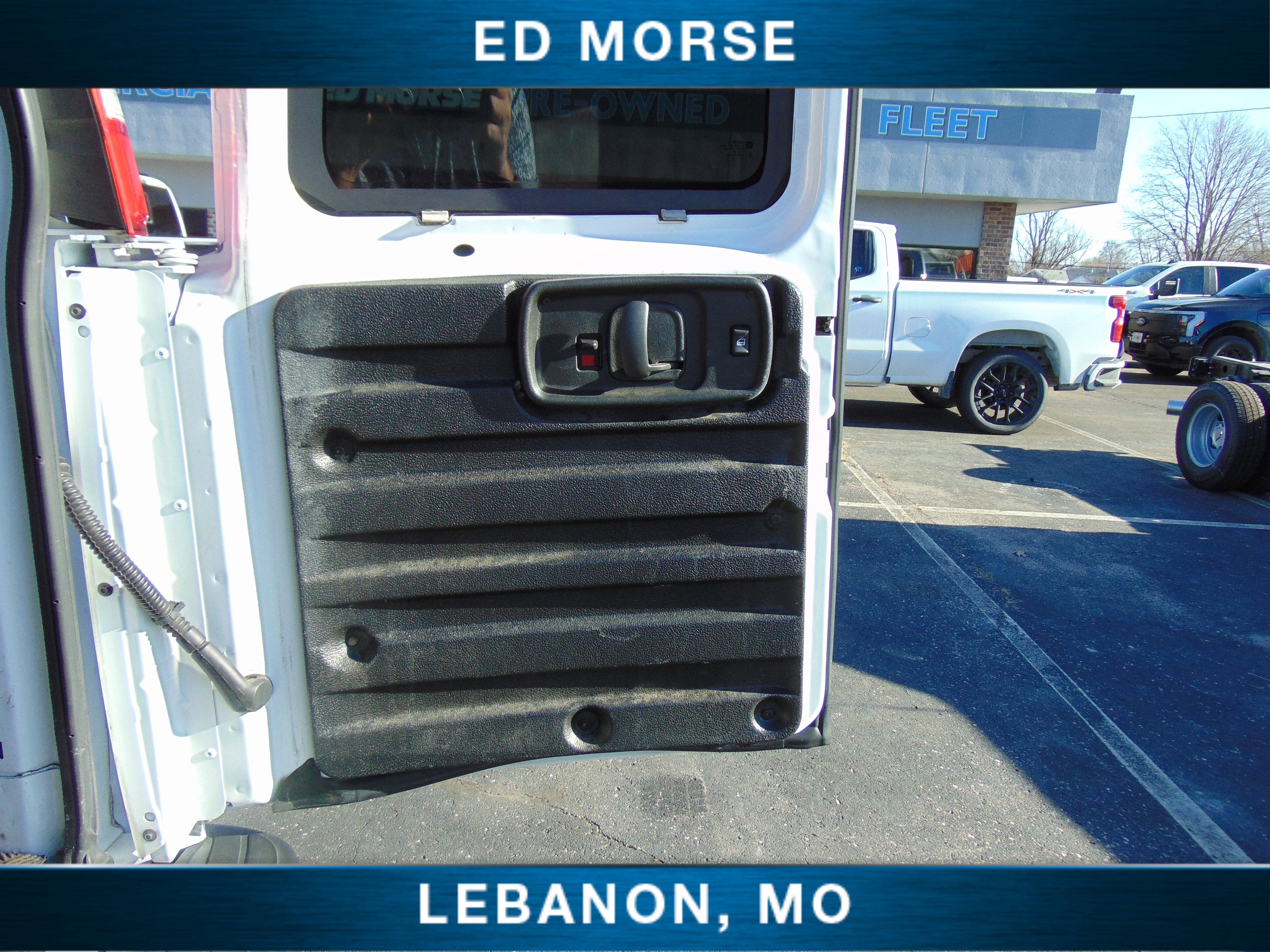 2022 Chevrolet Express Cargo 2500 WT