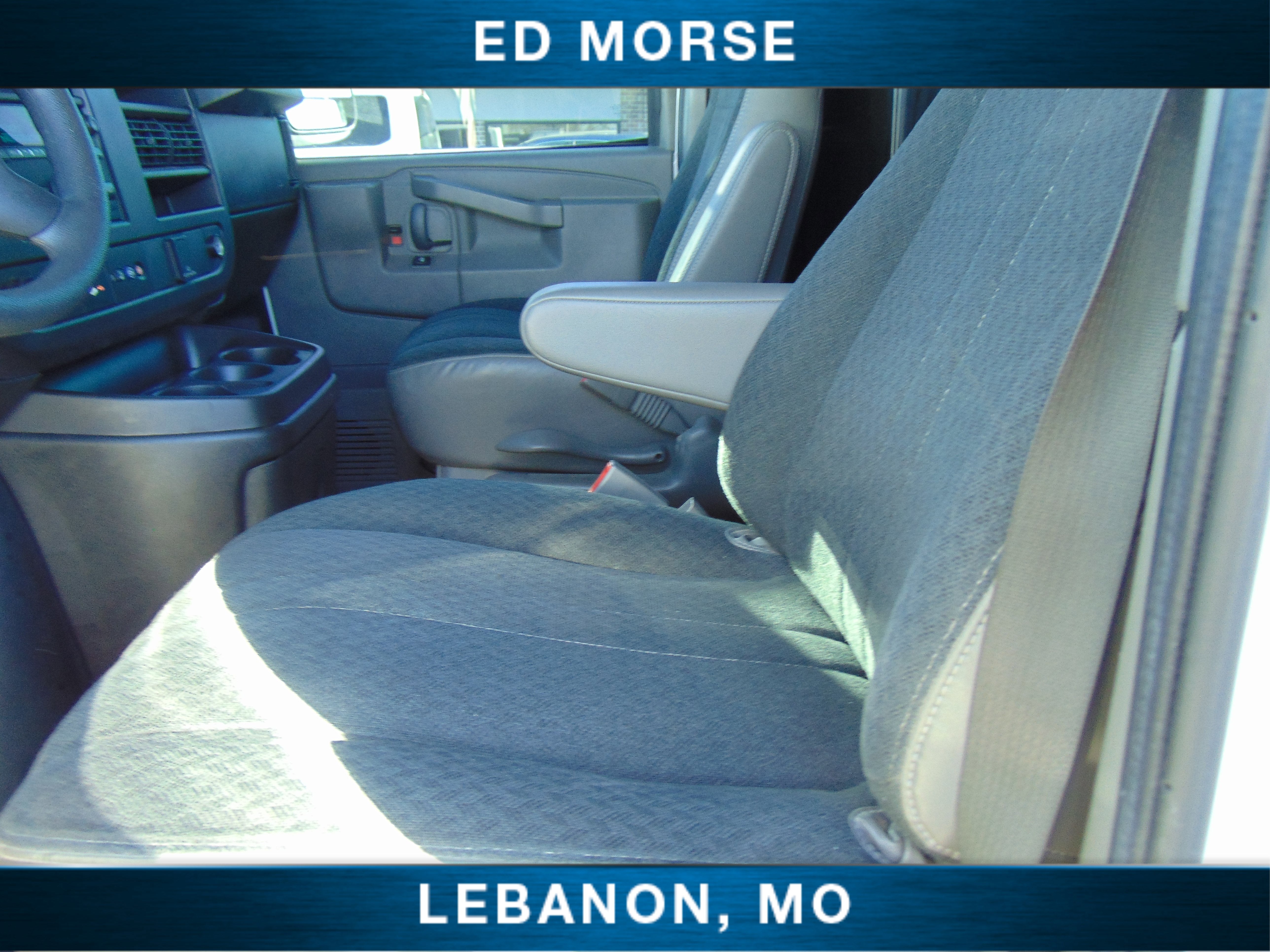 2022 Chevrolet Express Cargo 2500 WT