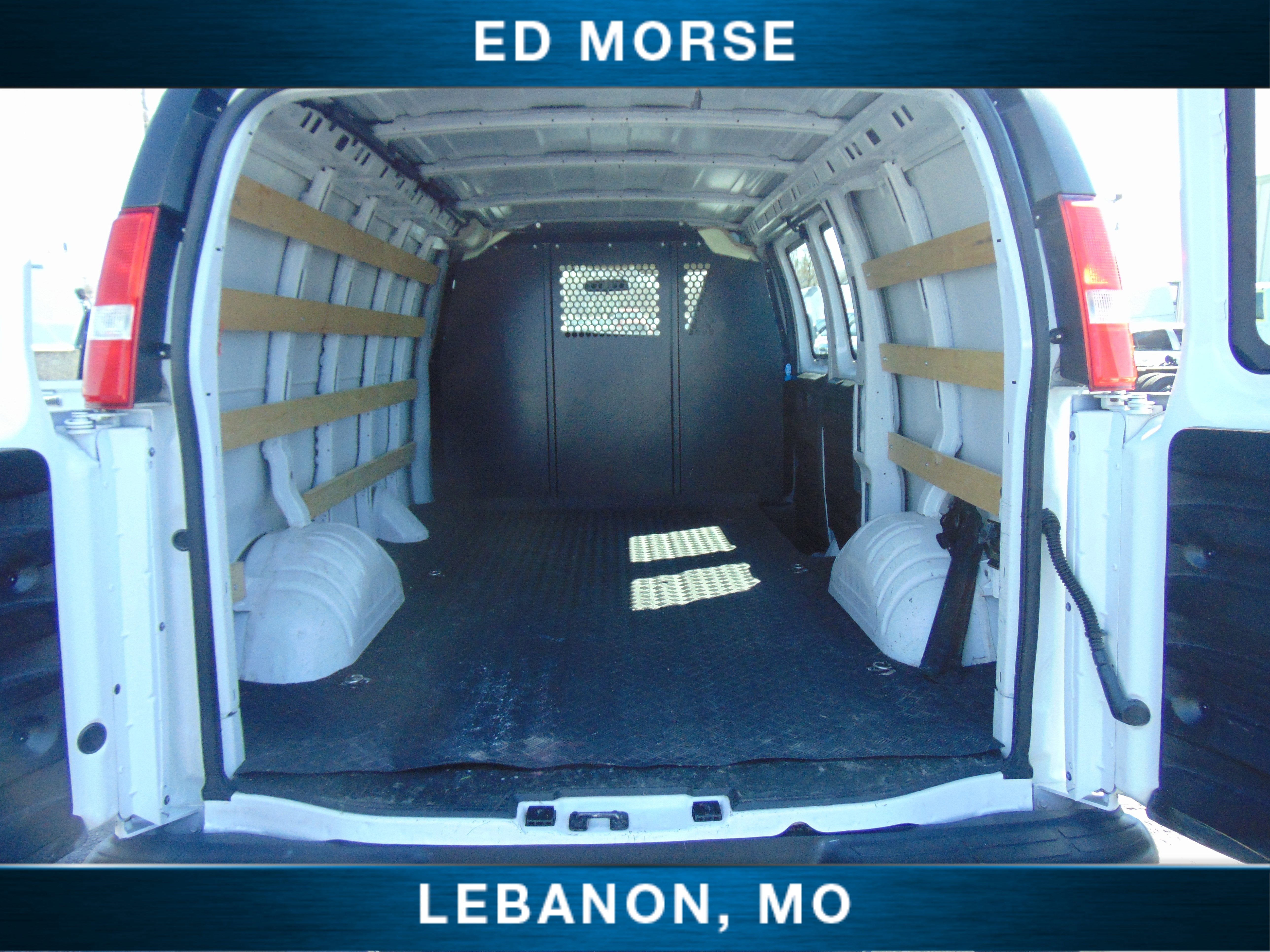 2024 Chevrolet Express Cargo 2500 WT