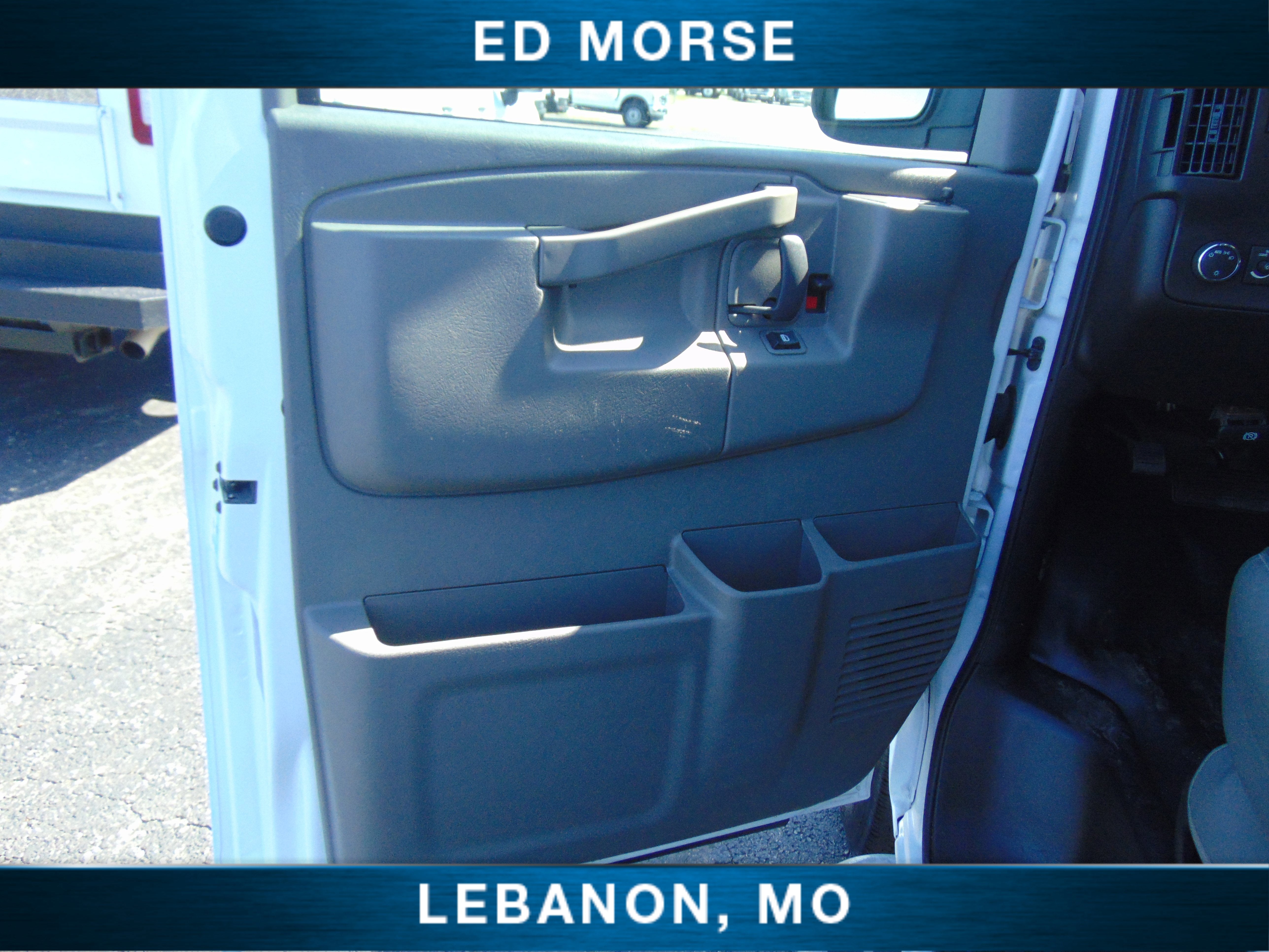 2024 Chevrolet Express Cargo 2500 WT