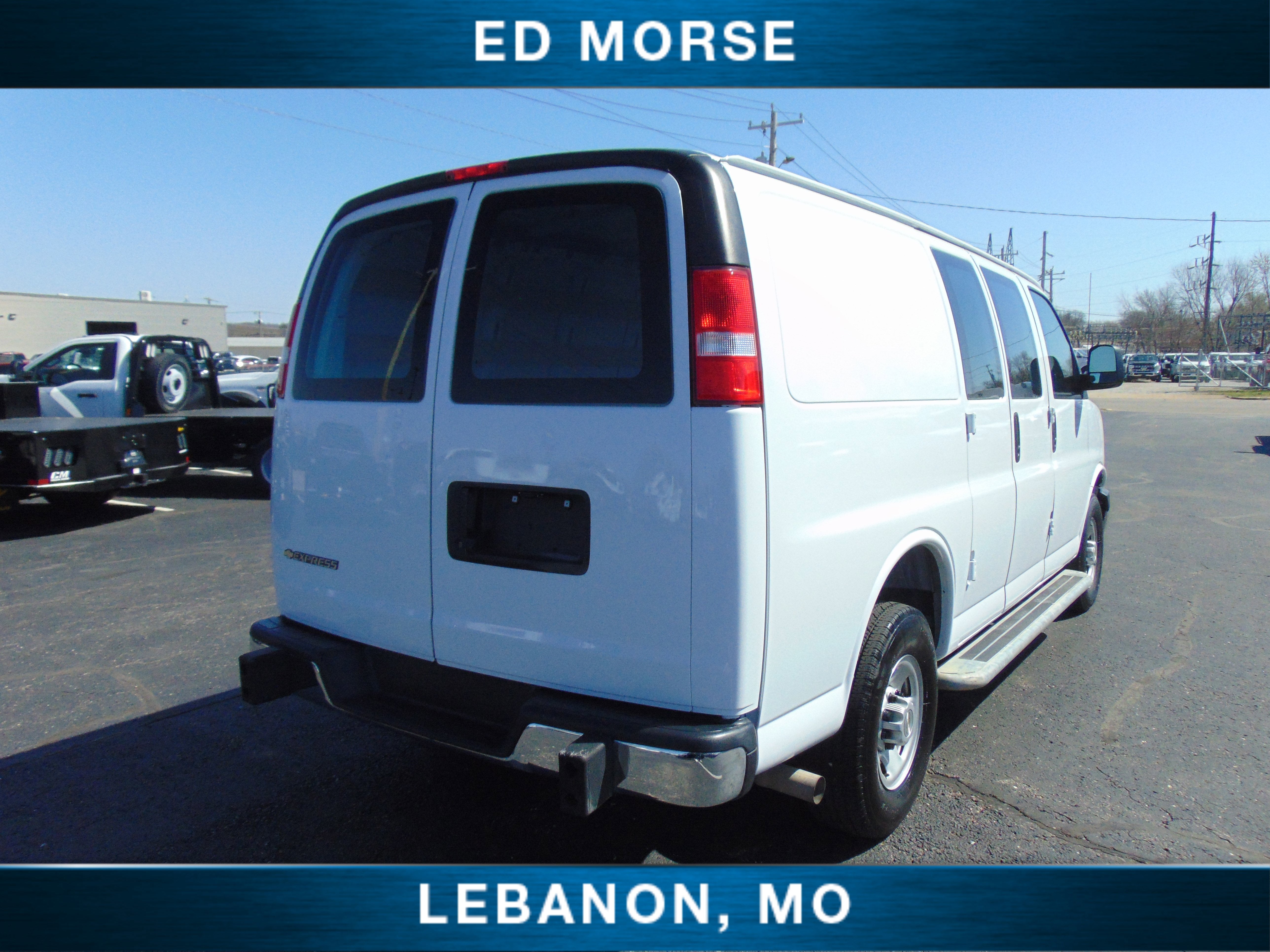 2024 Chevrolet Express Cargo 2500 WT