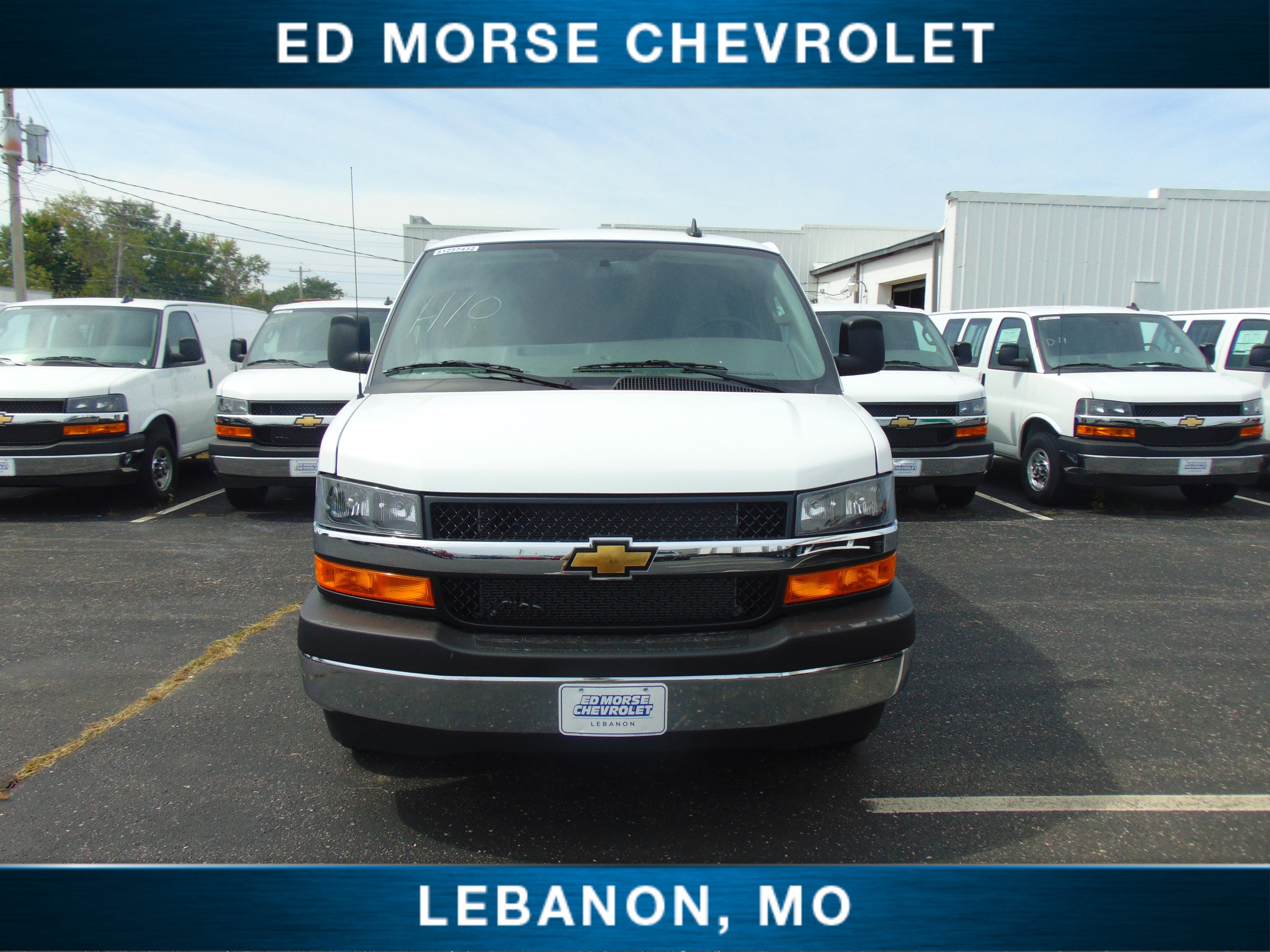 2025 Chevrolet Express Cargo 2500 WT