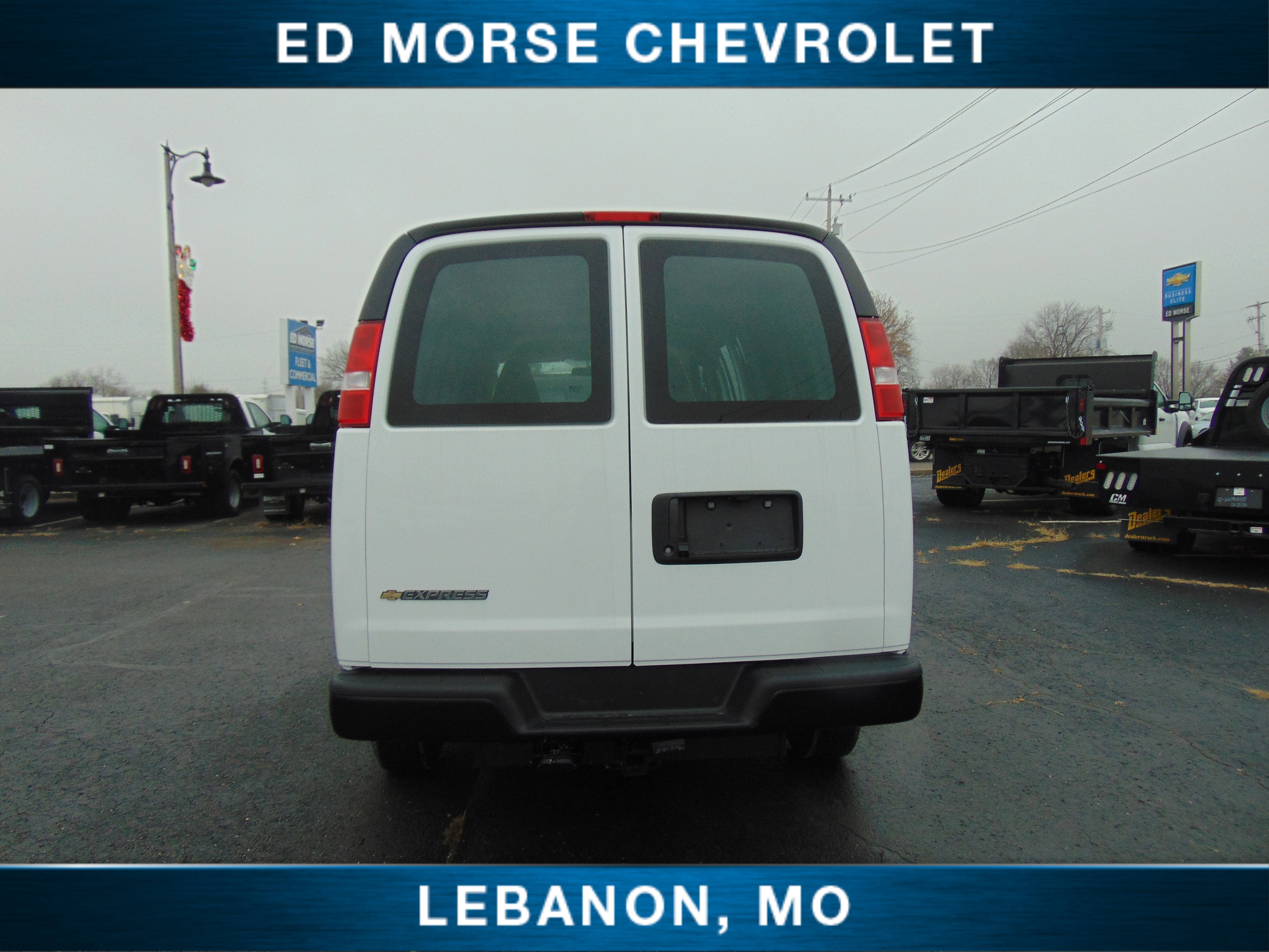 2025 Chevrolet Express Cargo 2500 WT