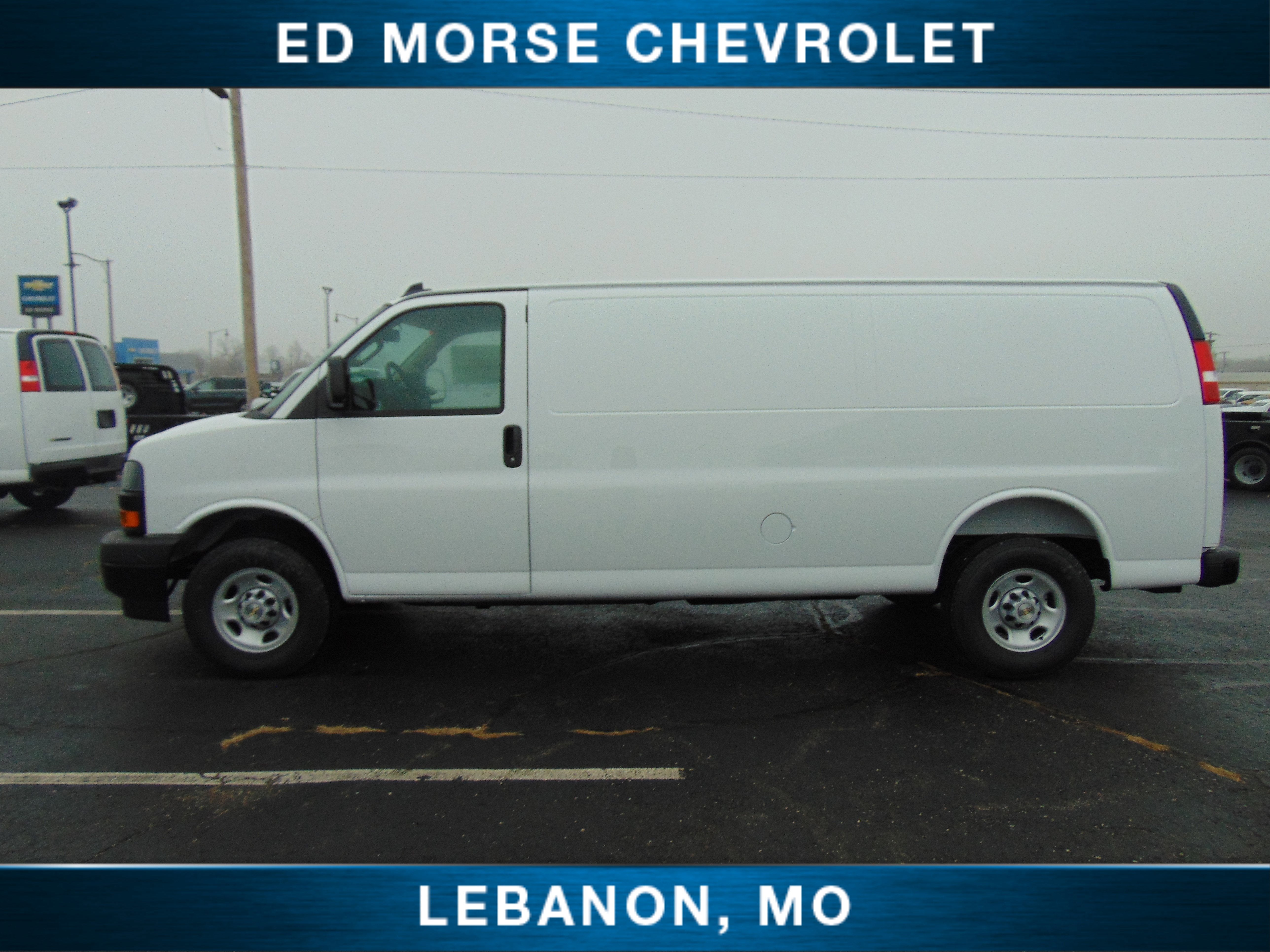 2025 Chevrolet Express Cargo 2500 WT