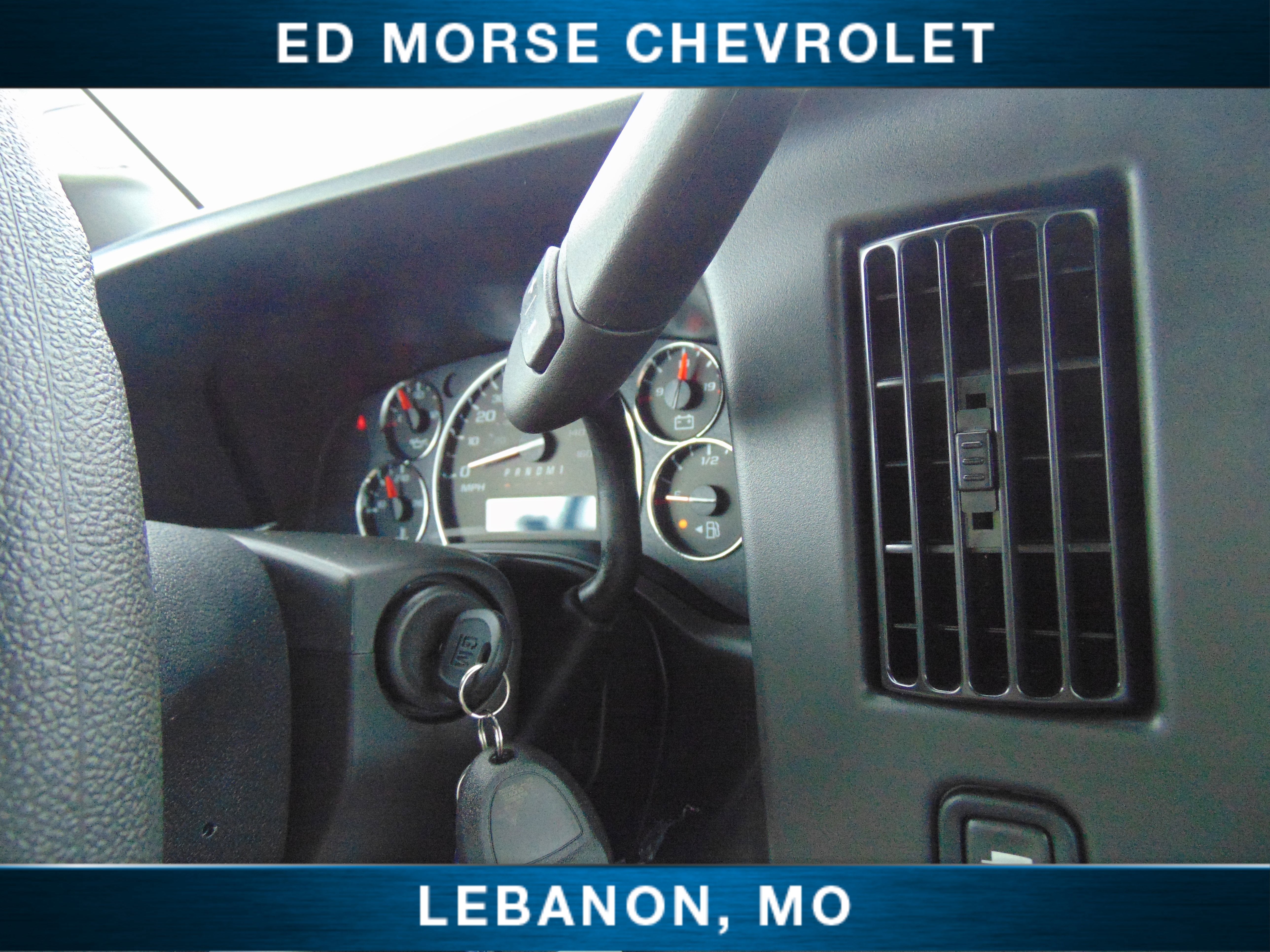 2025 Chevrolet Express Cargo 3500 WT