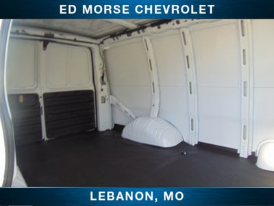 2025 Chevrolet Express Cargo 3500 WT