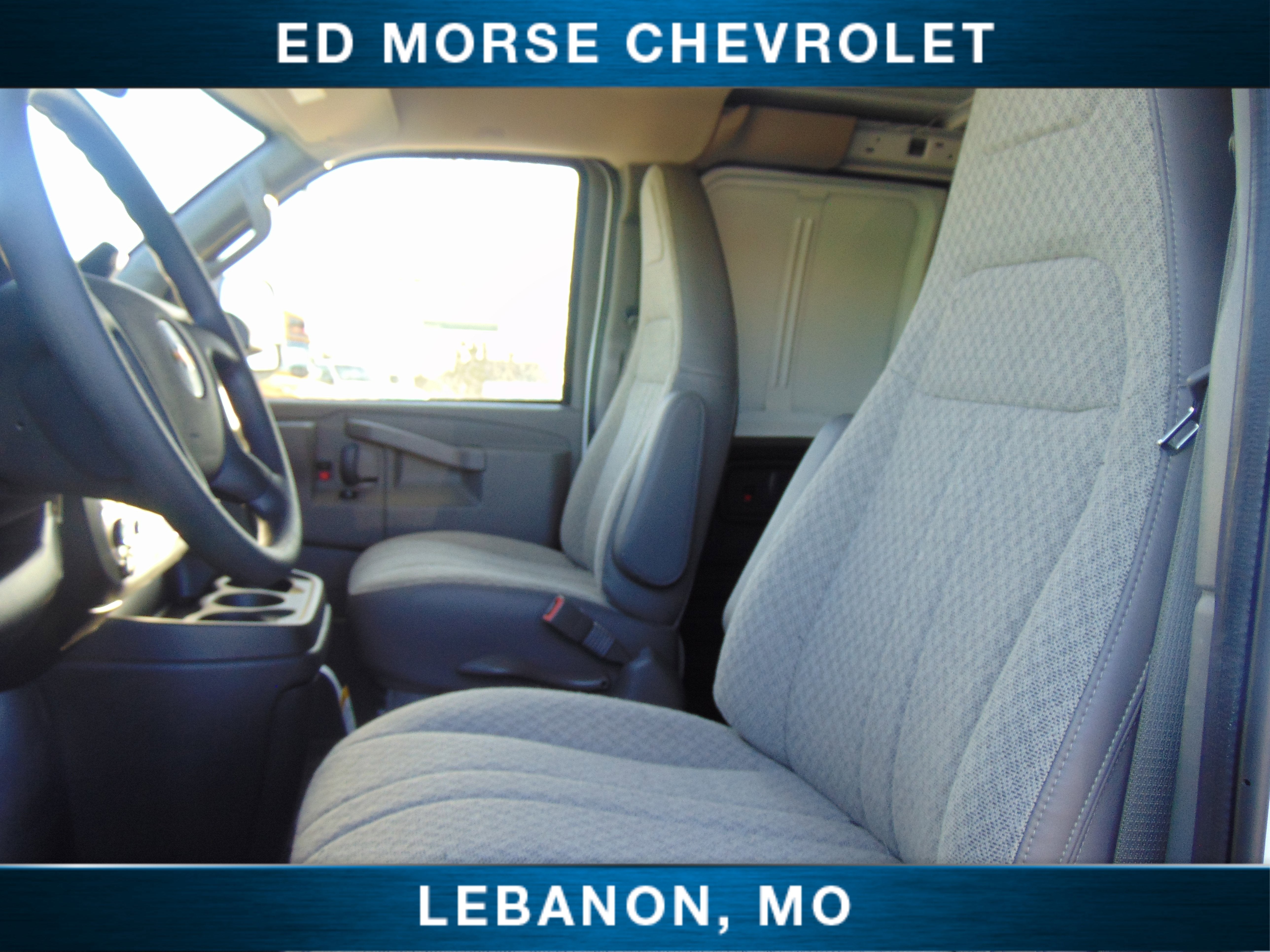 2025 Chevrolet Express Cargo 3500 WT