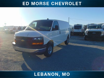 2025 Chevrolet Express Cargo 3500 WT
