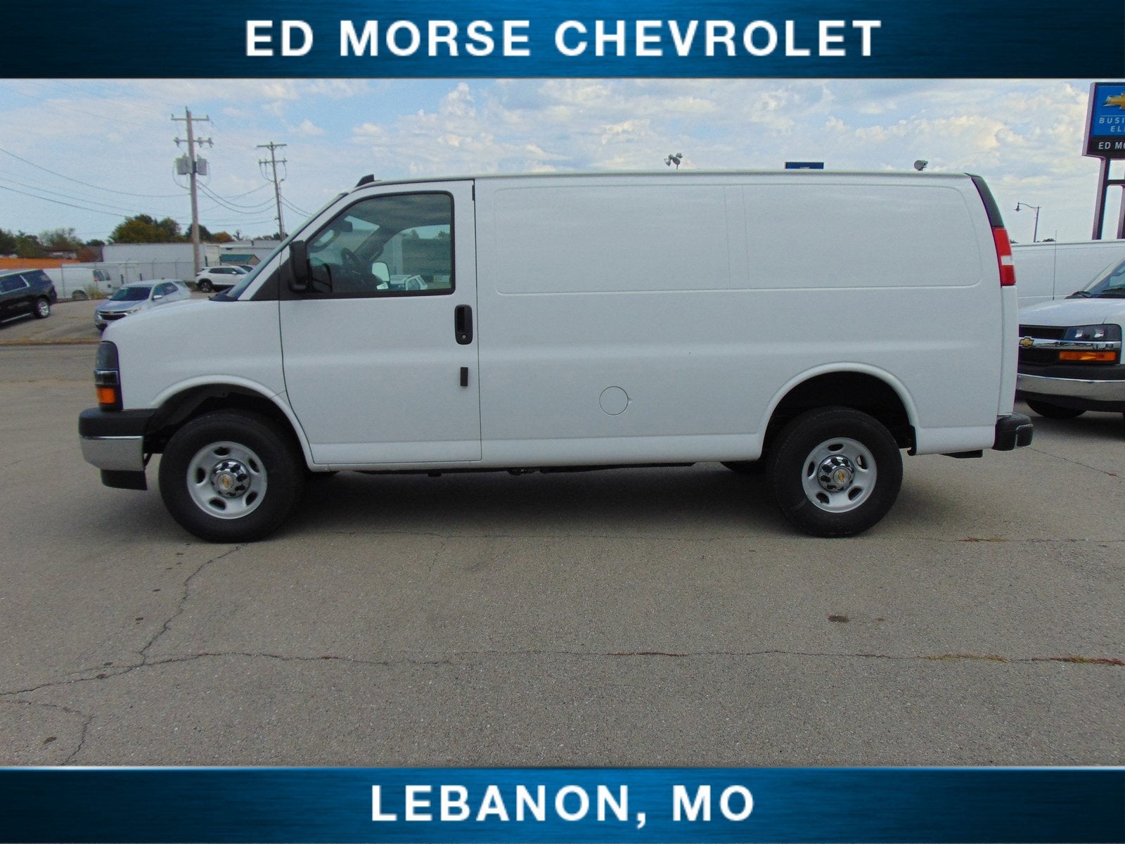 2024 Chevrolet Express Cargo 3500 WT