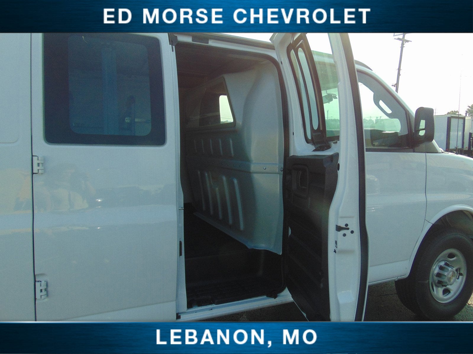 2024 Chevrolet Express Cargo 3500 WT