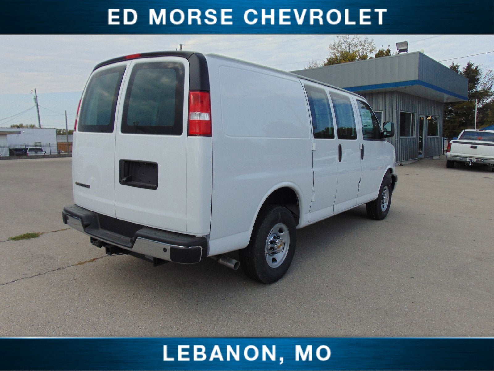 2024 Chevrolet Express Cargo 3500 WT