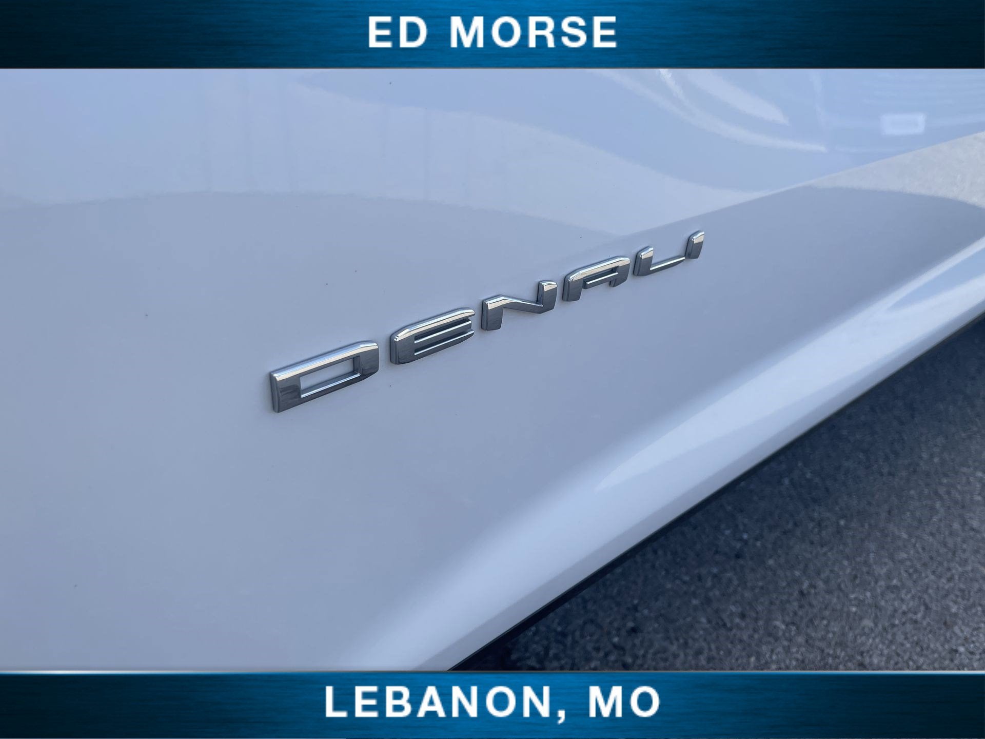 2024 GMC Acadia Denali
