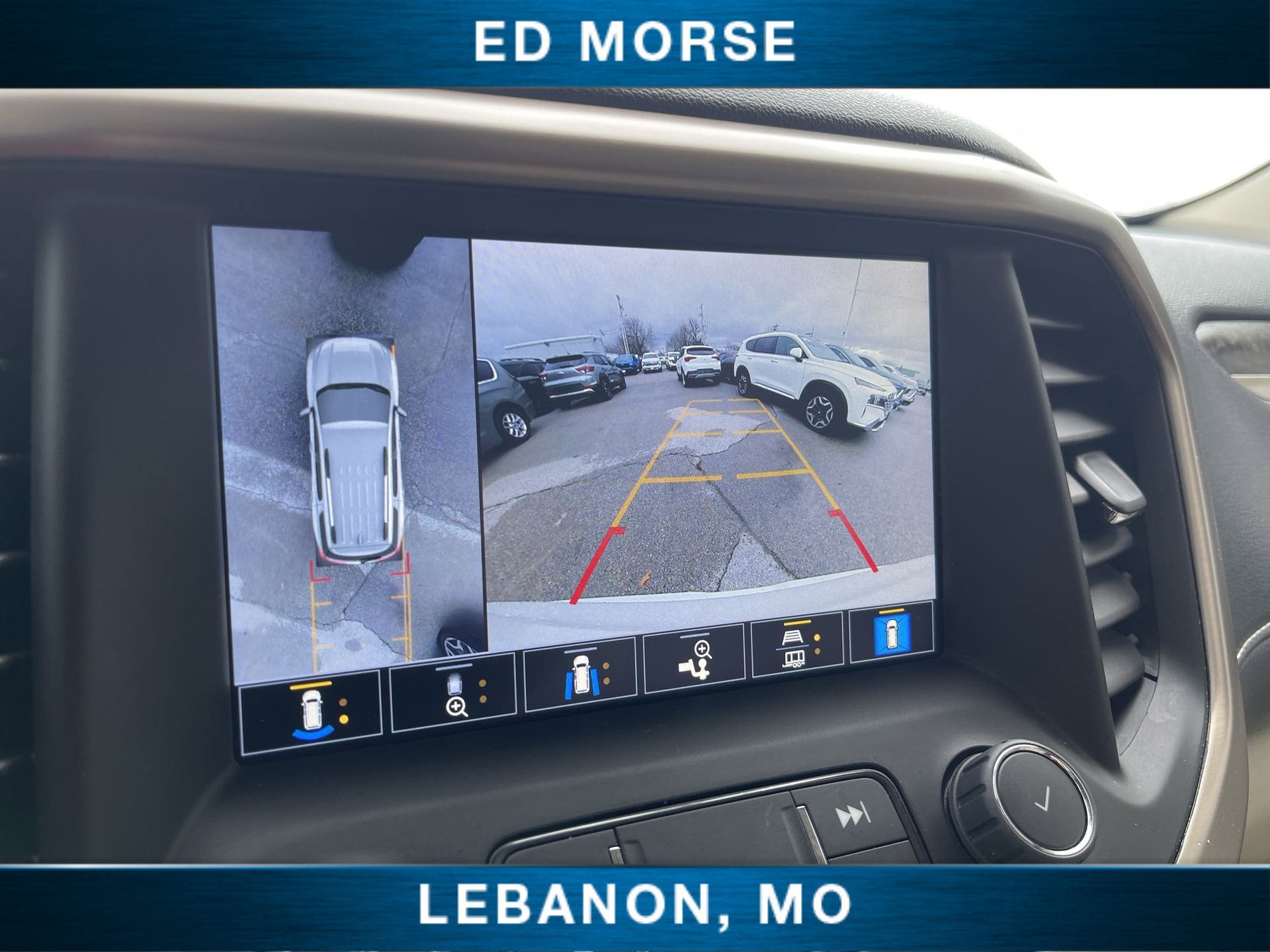 2022 GMC Acadia Denali