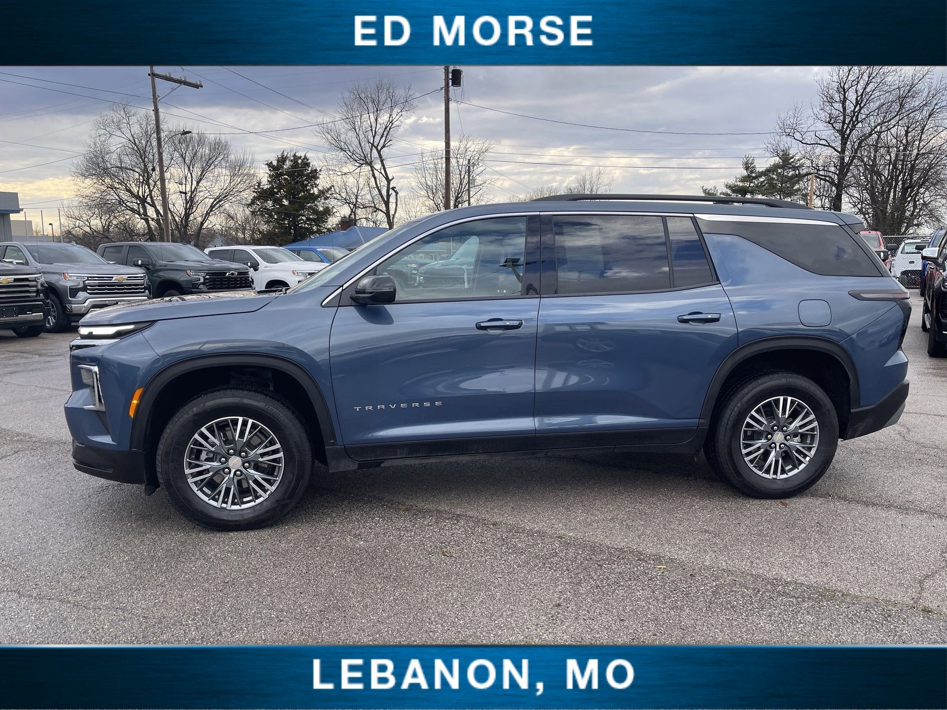 2025 Chevrolet Traverse LT