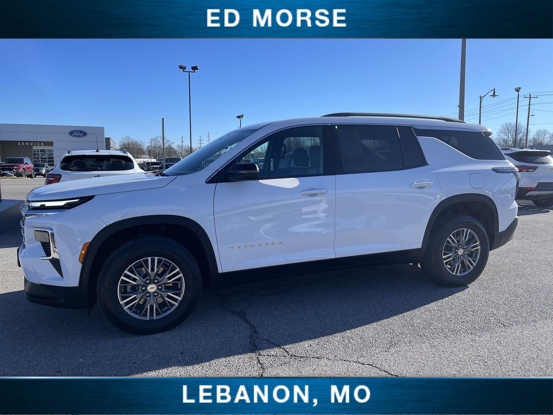 2025 Chevrolet Traverse LT