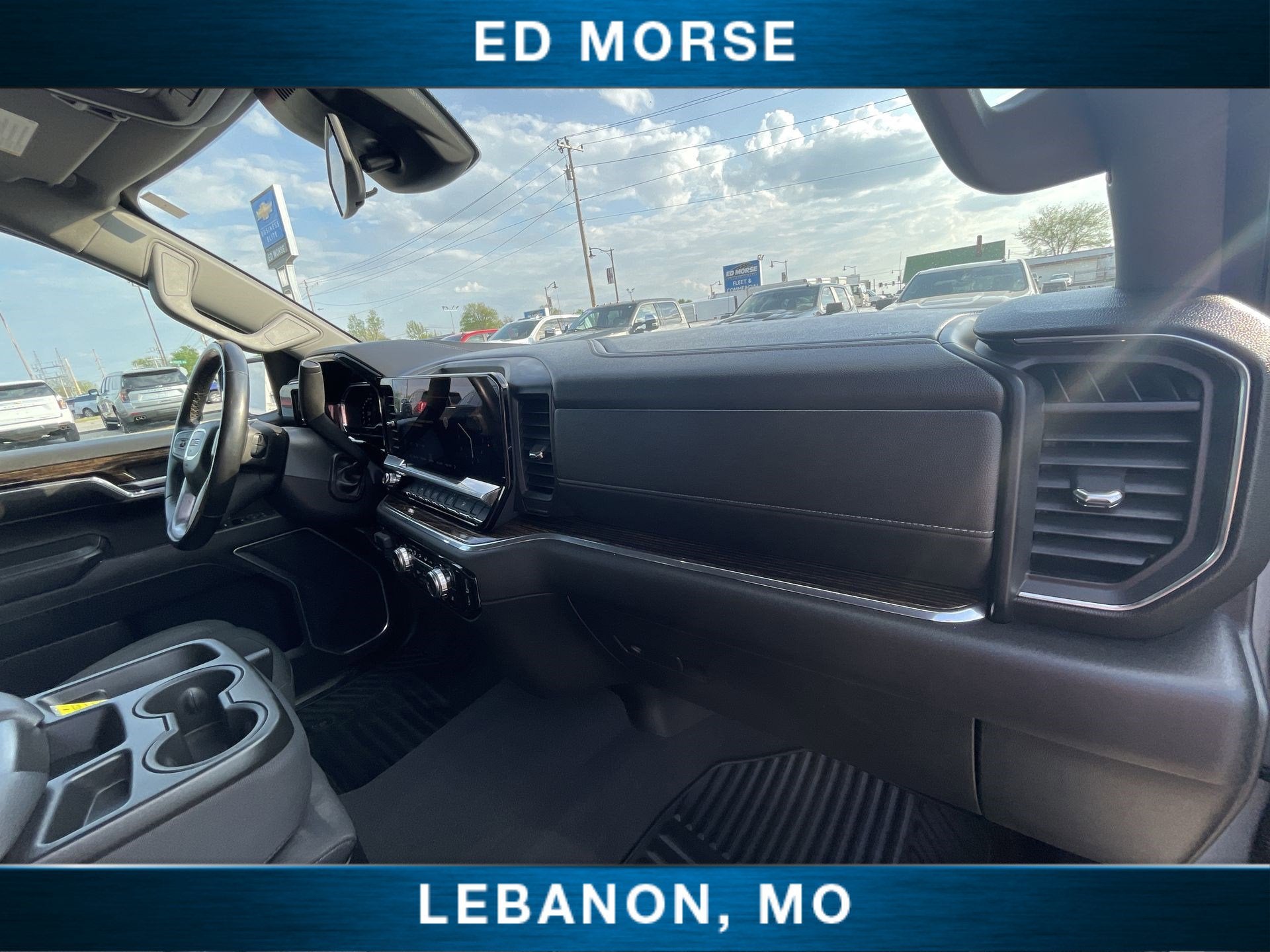 2024 GMC Sierra 1500 SLE