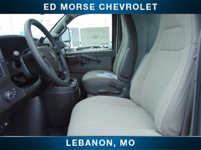 2025 Chevrolet Express Cutaway 3500 1WT