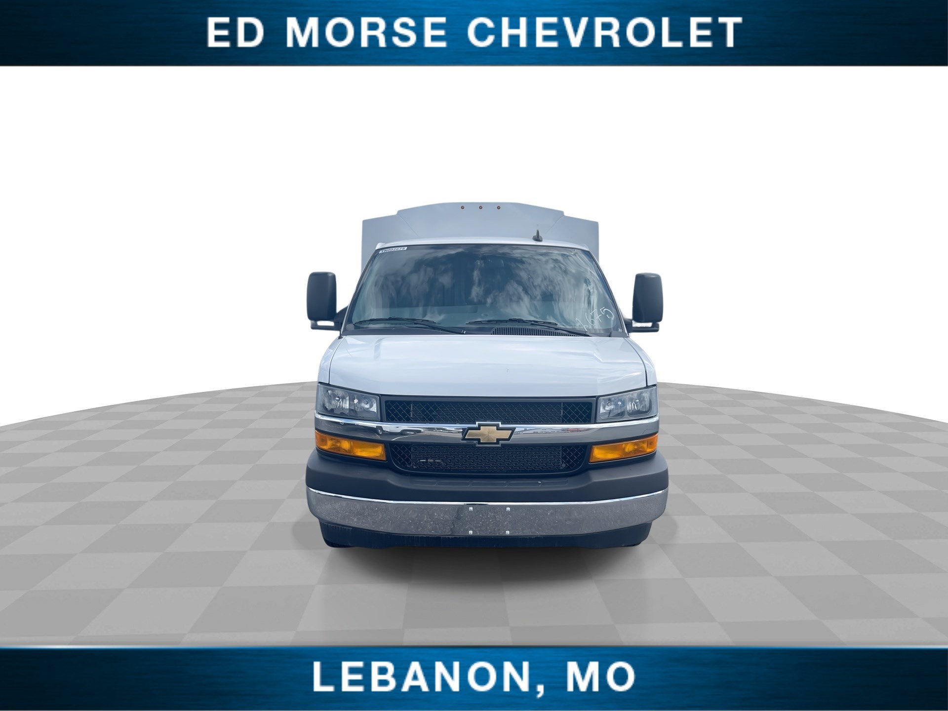 2026 Chevrolet Express Cutaway 3500 1WT