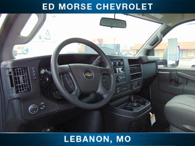 2025 Chevrolet Express Cutaway 3500 1WT