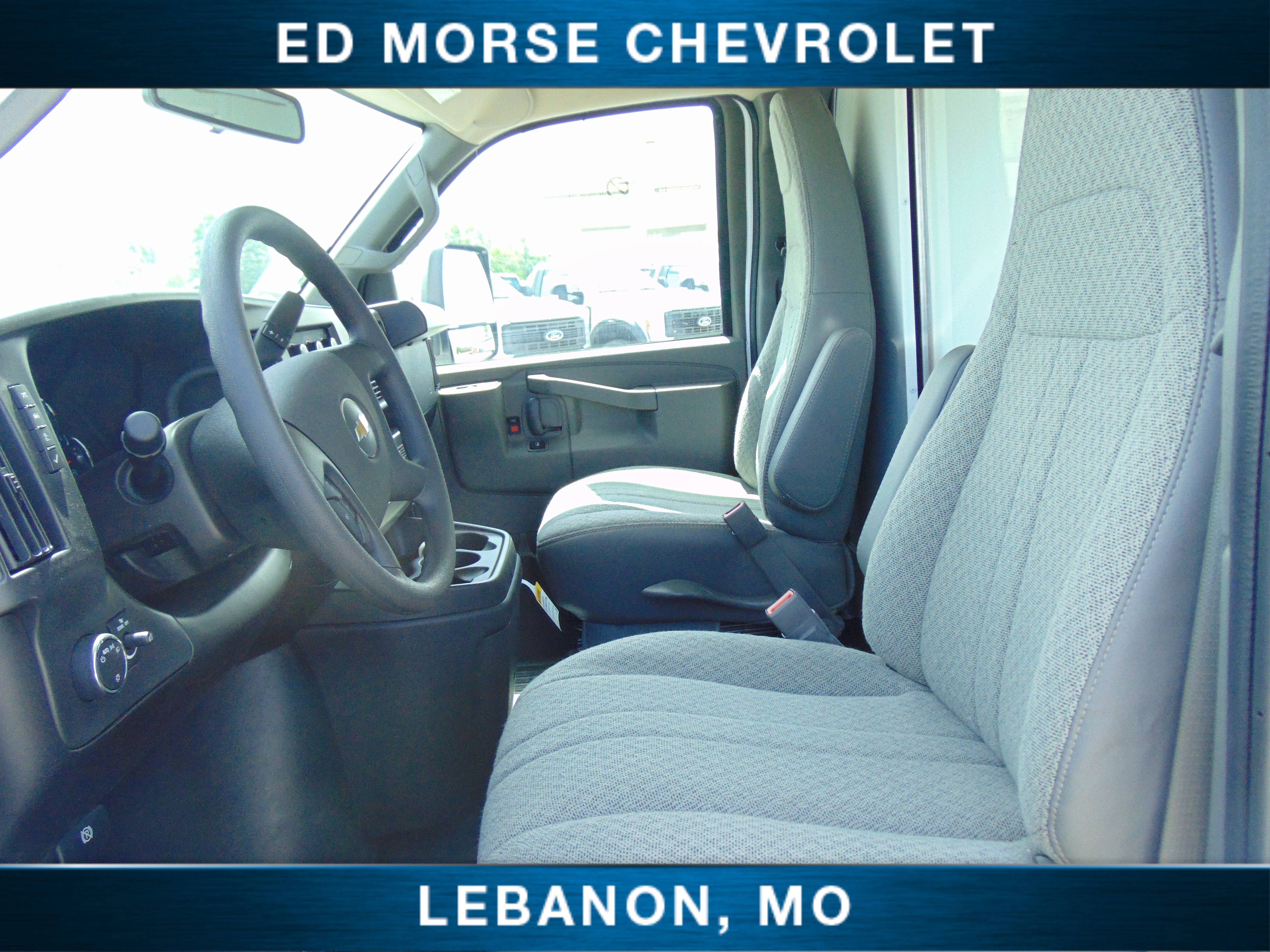 2026 Chevrolet Express Cutaway 3500 1WT