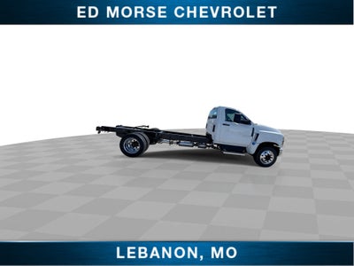 2026 Chevrolet Silverado 6500 HD Work Truck
