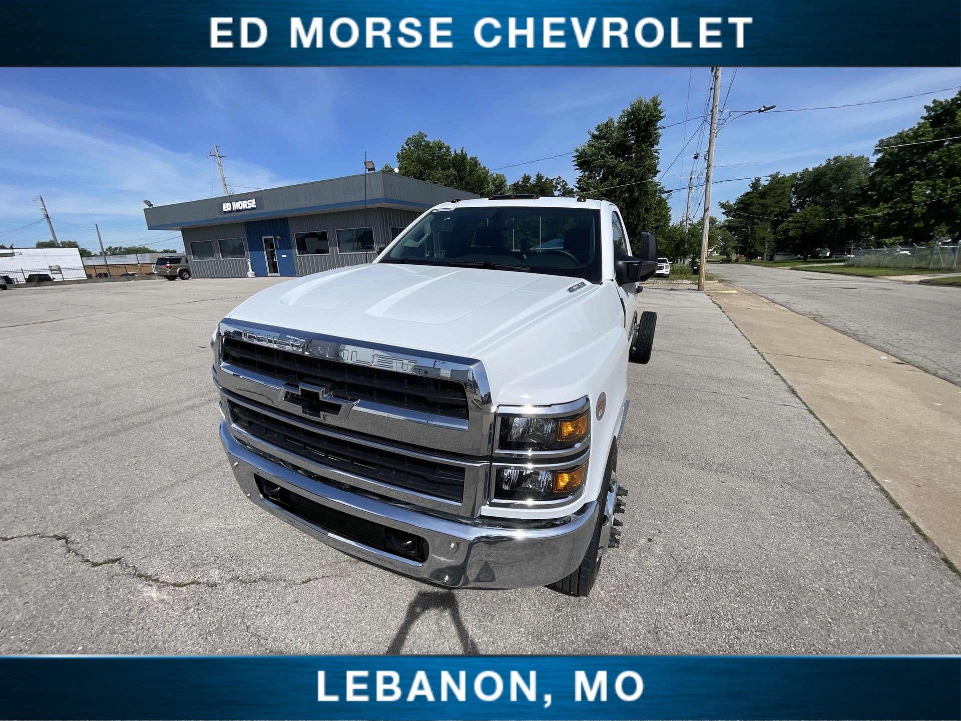 2026 Chevrolet Silverado 6500 HD Work Truck