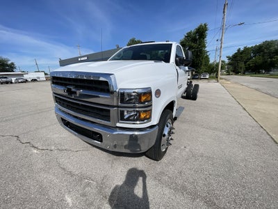 2026 Chevrolet Silverado 6500 HD Work Truck