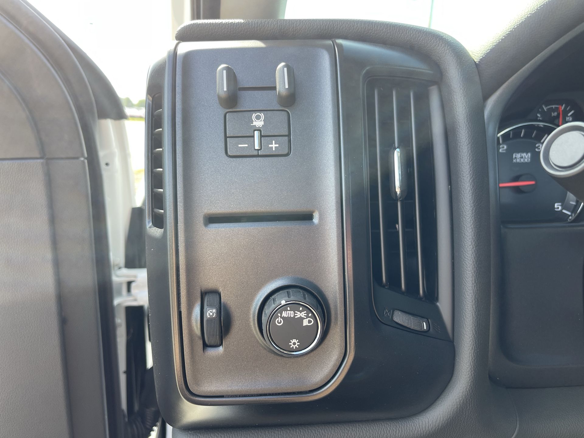 2026 Chevrolet Silverado 6500 HD Work Truck