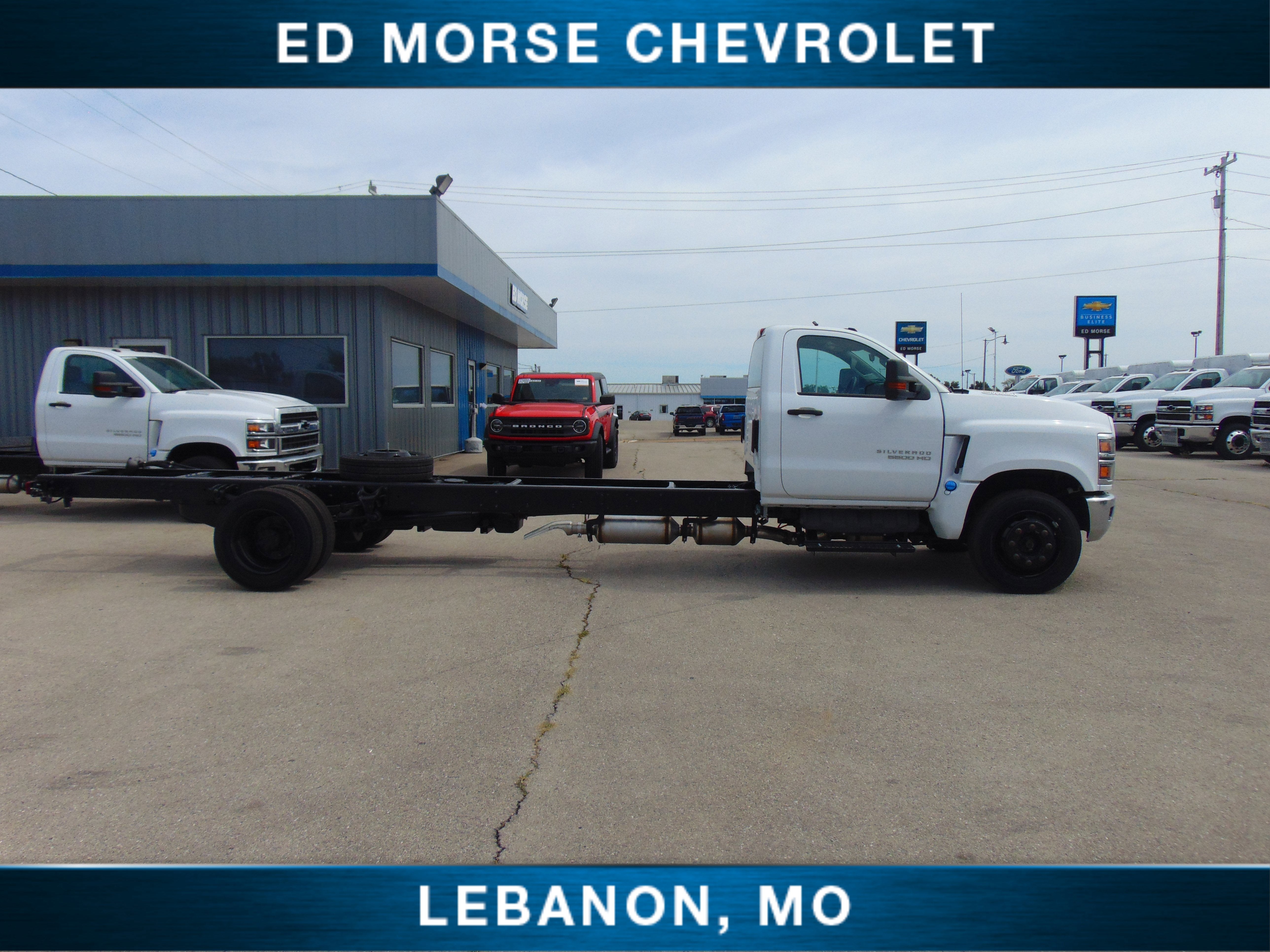 2024 Chevrolet Silverado 6500 HD Work Truck