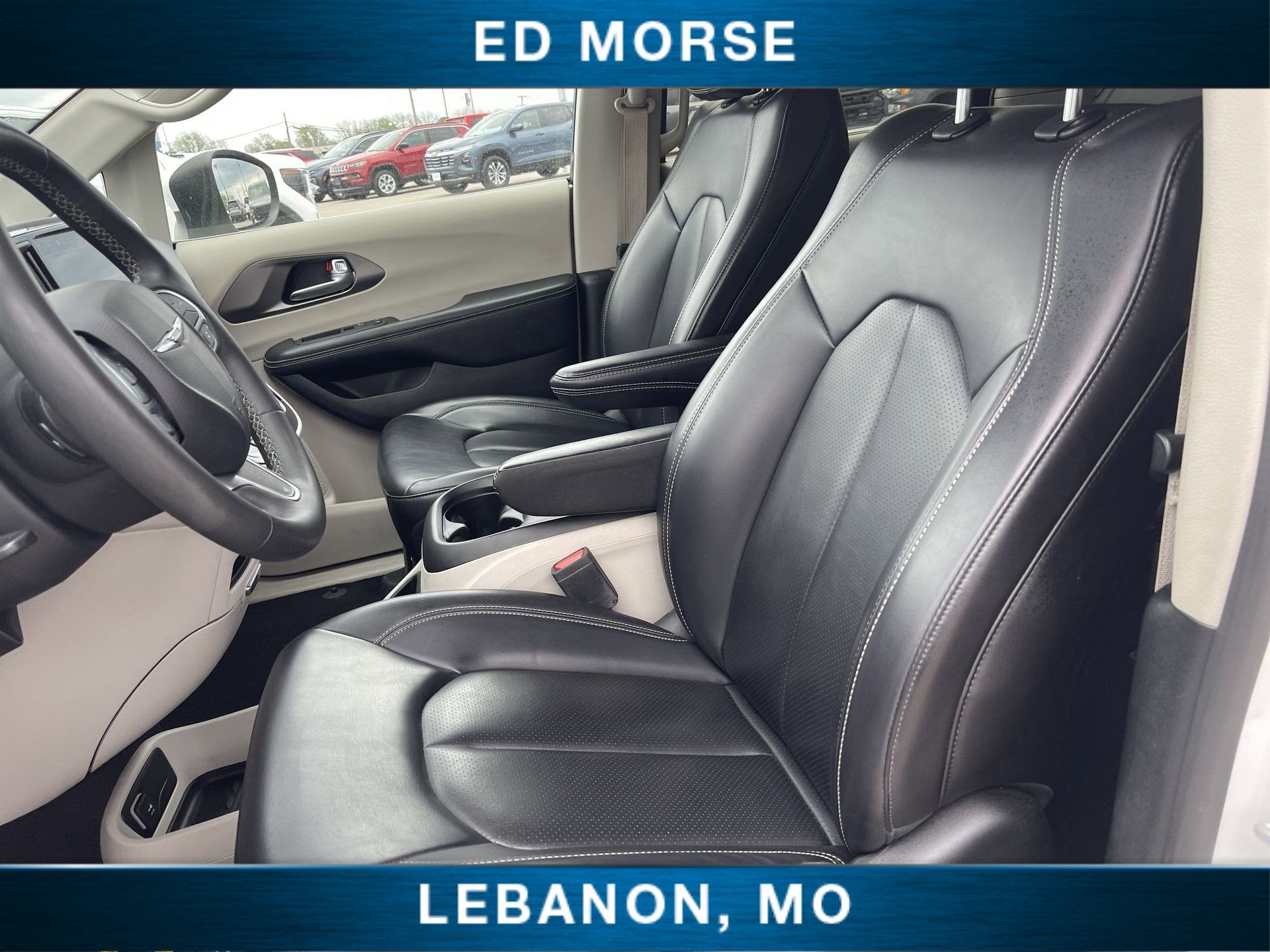 2023 Chrysler Pacifica Touring L