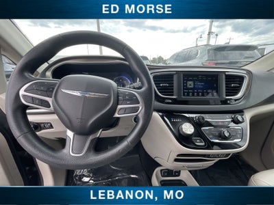 2021 Chrysler Voyager LXI