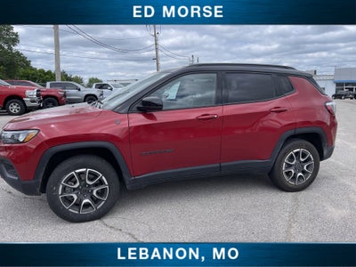 2025 Jeep Compass Trailhawk