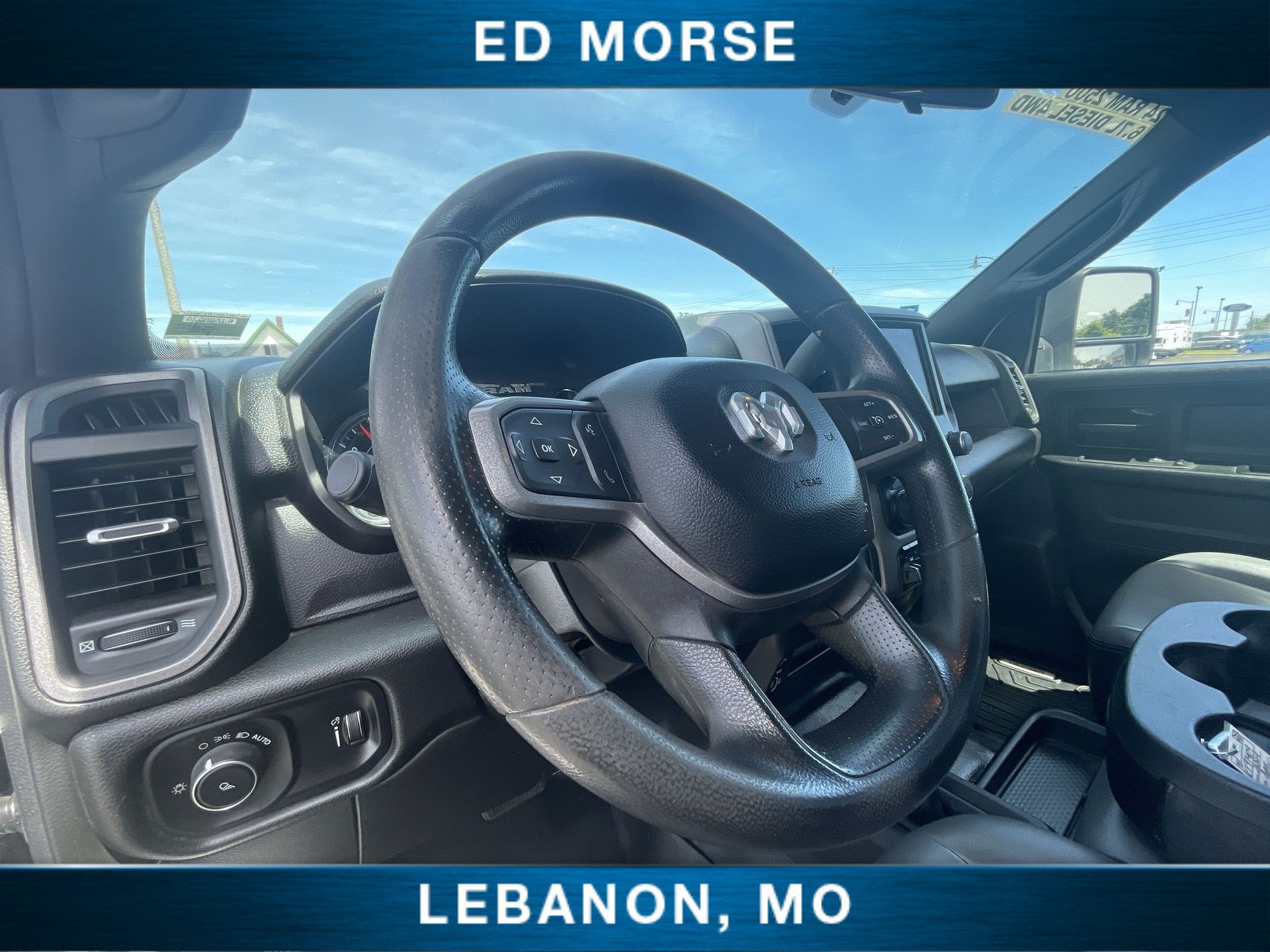 2024 RAM 2500 Tradesman Crew Cab 4x4 8' Box