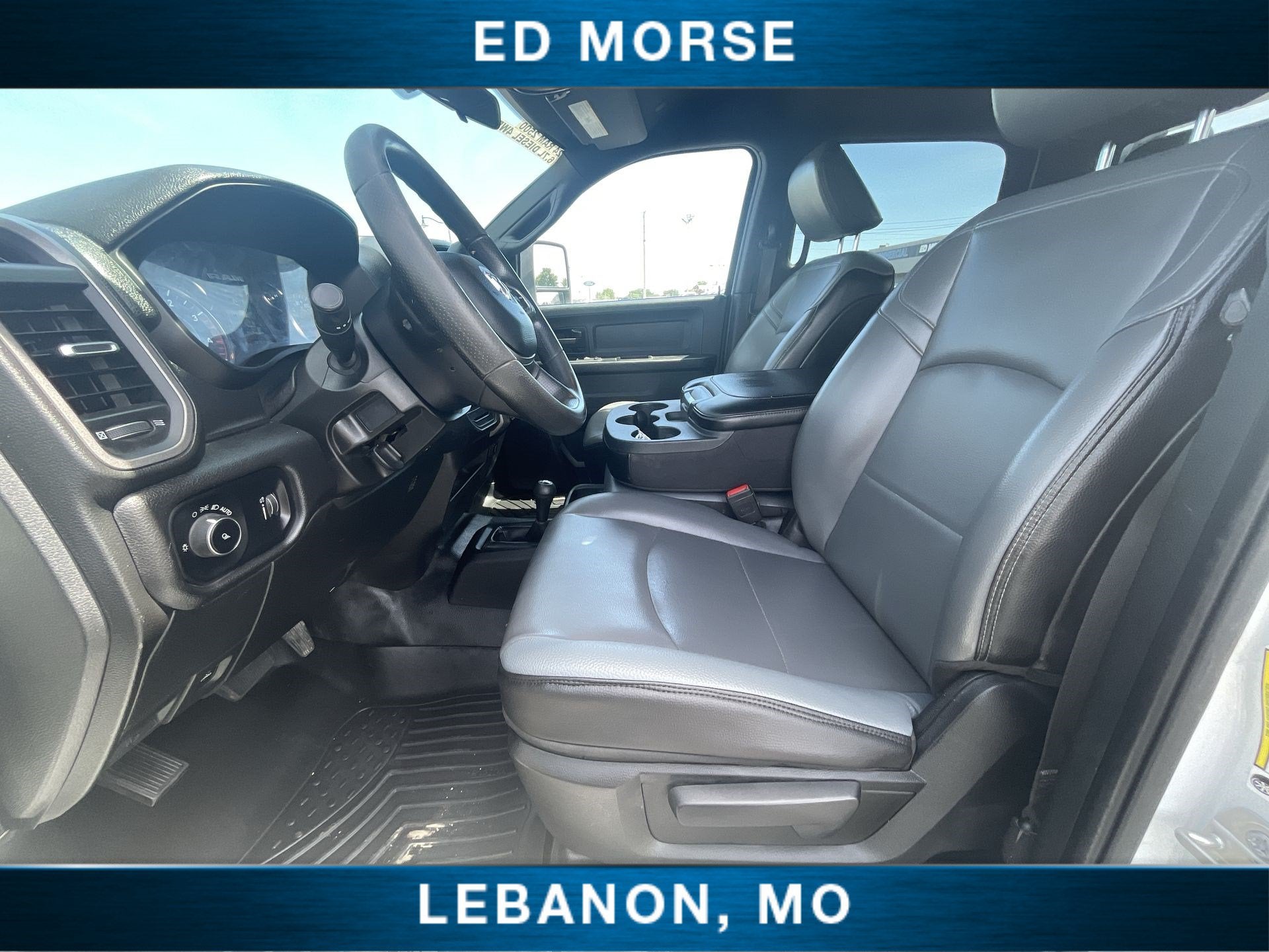 2024 RAM 2500 Tradesman Crew Cab 4x4 8' Box