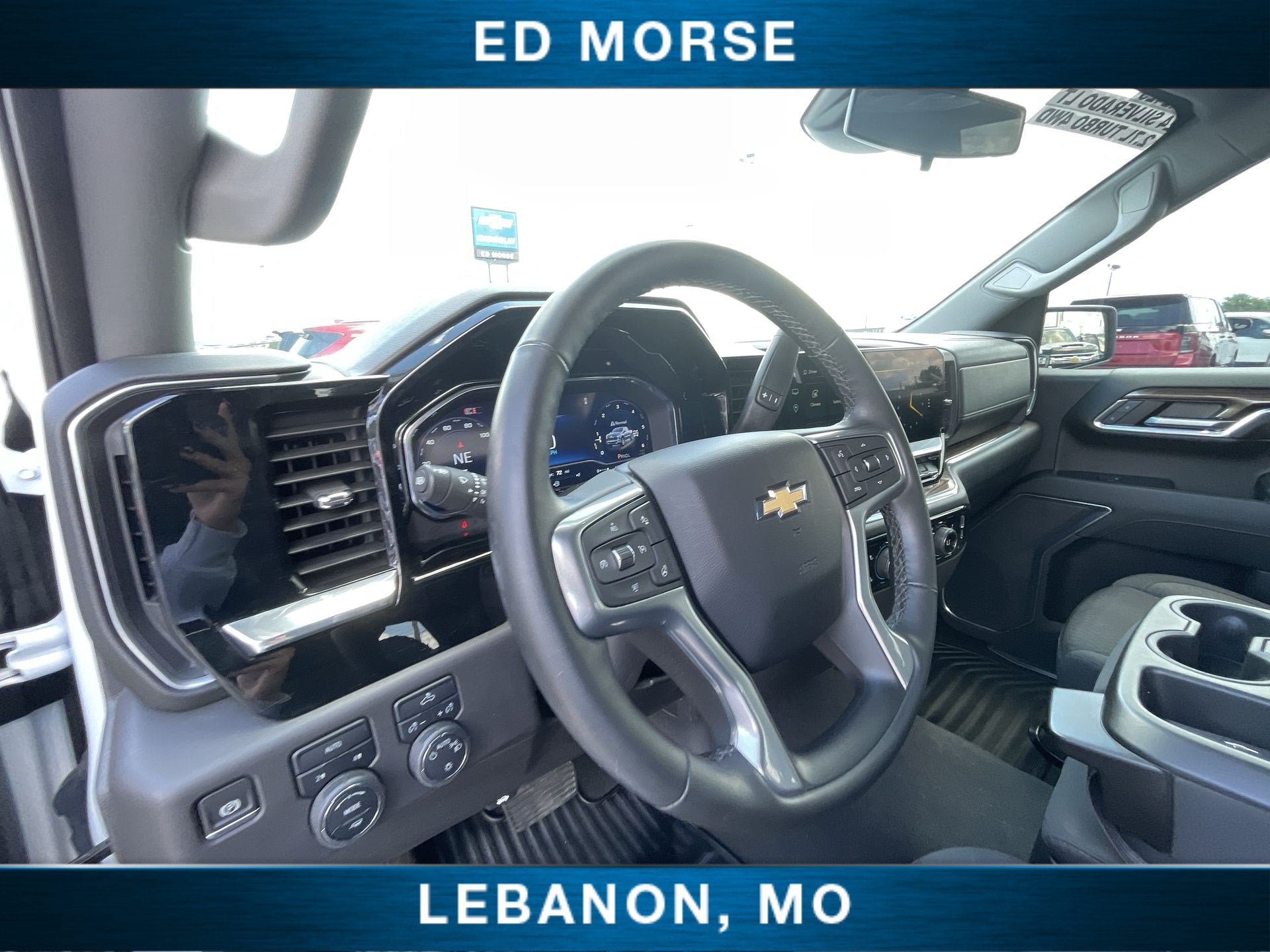2024 Chevrolet Silverado 1500 LT (2FL)