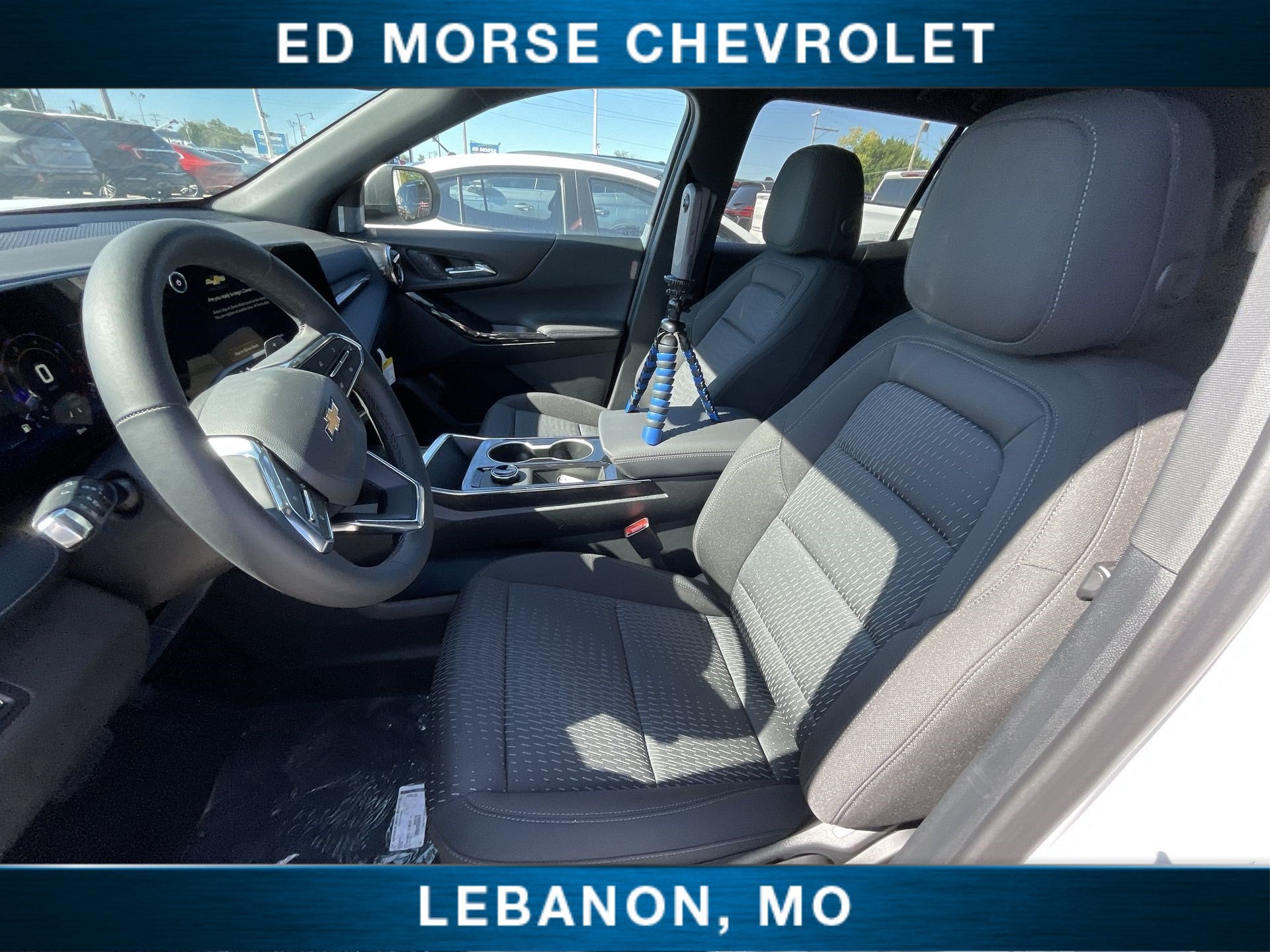 2027 Chevrolet Equinox LT - Photo 18